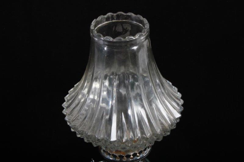 Antique Diamond Patterned Oil Lamp