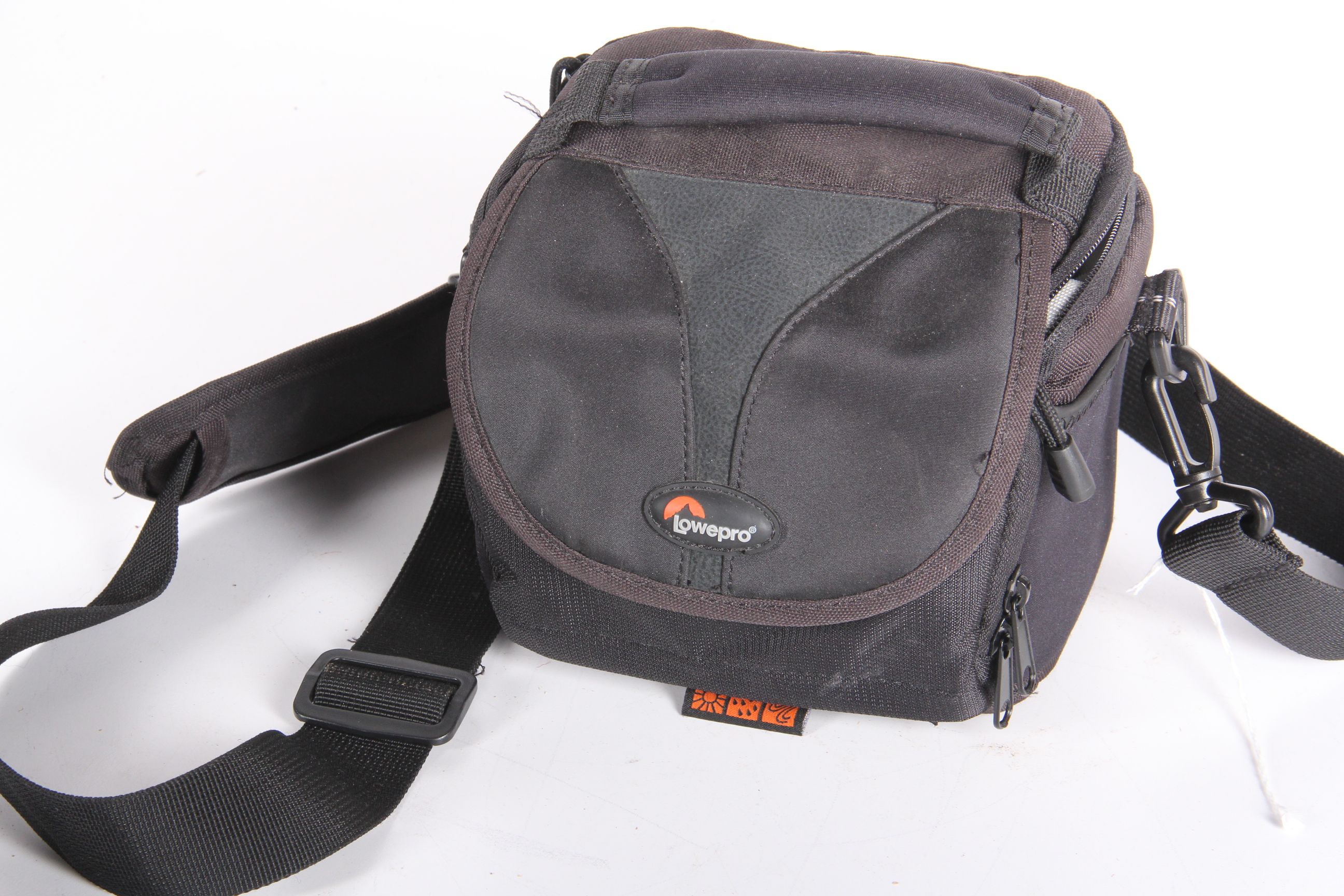 Olympus SP-55OUZ Digital Camera