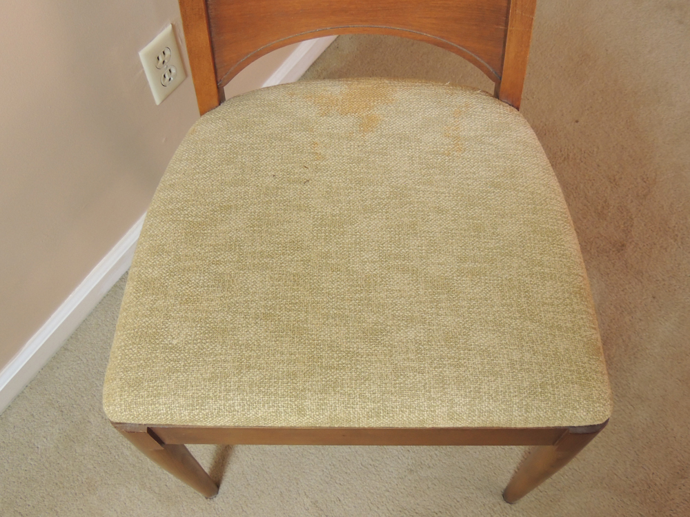 Kent Coffey Perspecta Walnut Drop Leaf Dining Table and Four Chairs