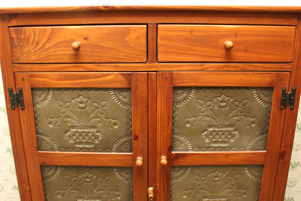 Ethan Allen Pine Pie Safe