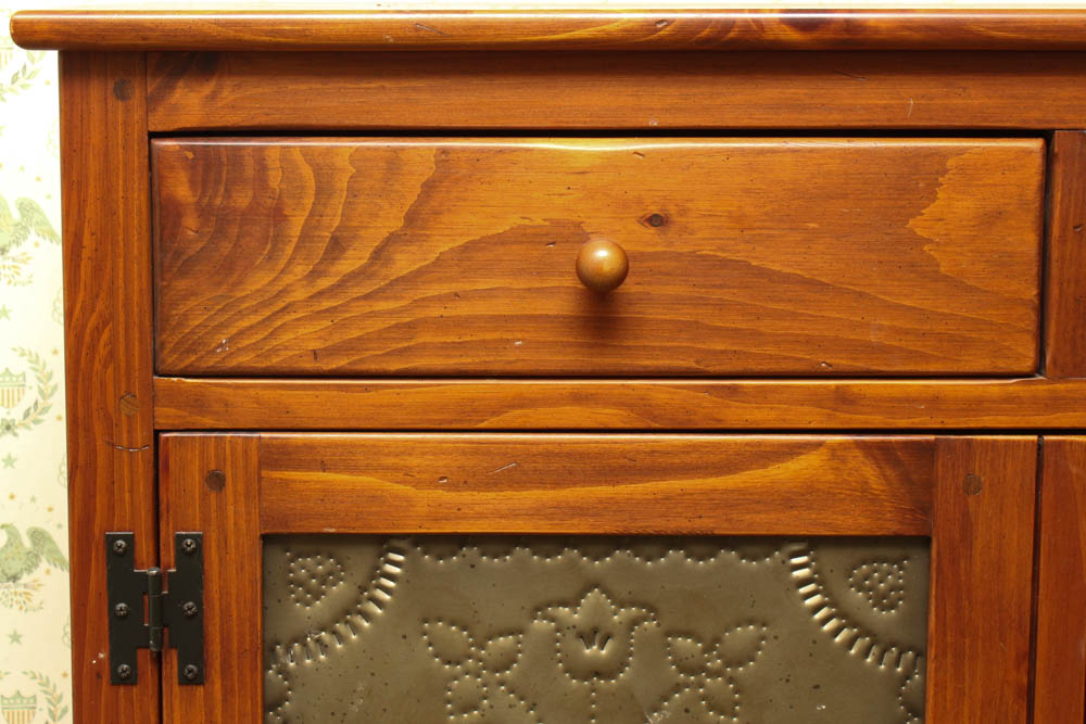 Ethan Allen Pine Pie Safe
