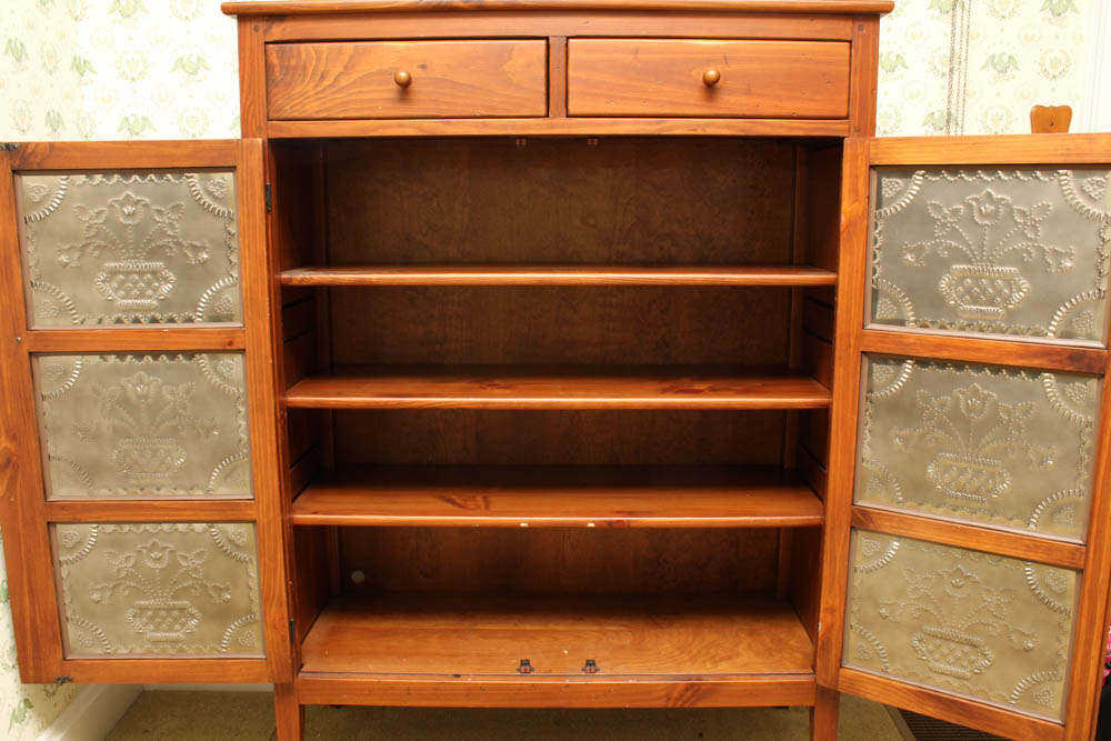 Ethan Allen Pine Pie Safe