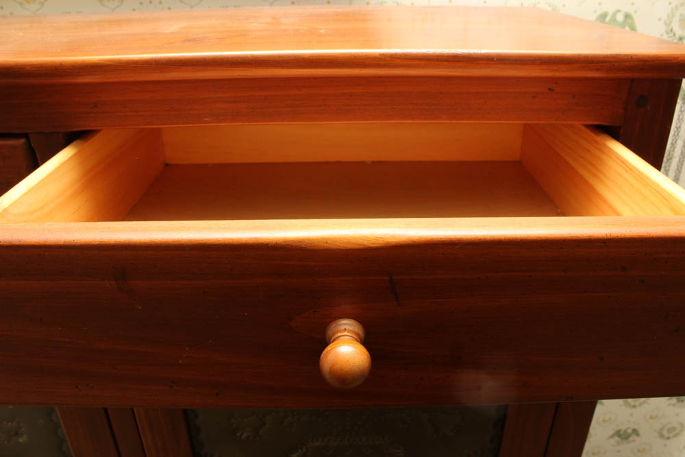Ethan Allen Pine Pie Safe