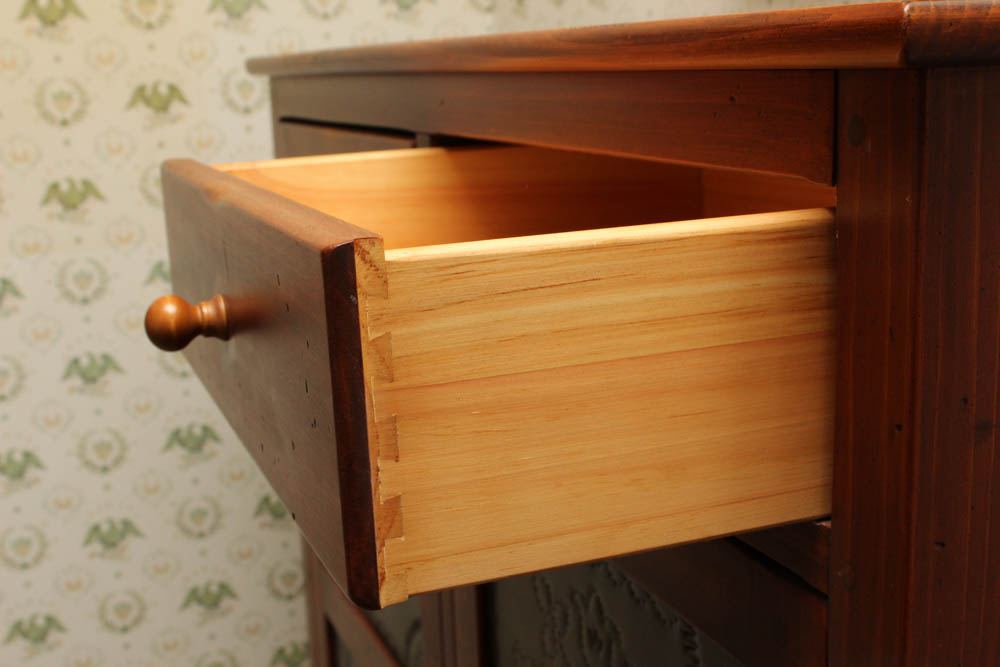 Ethan Allen Pine Pie Safe