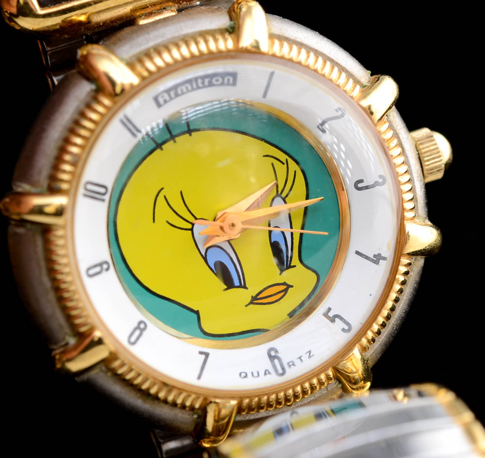 1995 Armitron WB Tweety Bird Watch with Necklace and Bracelet