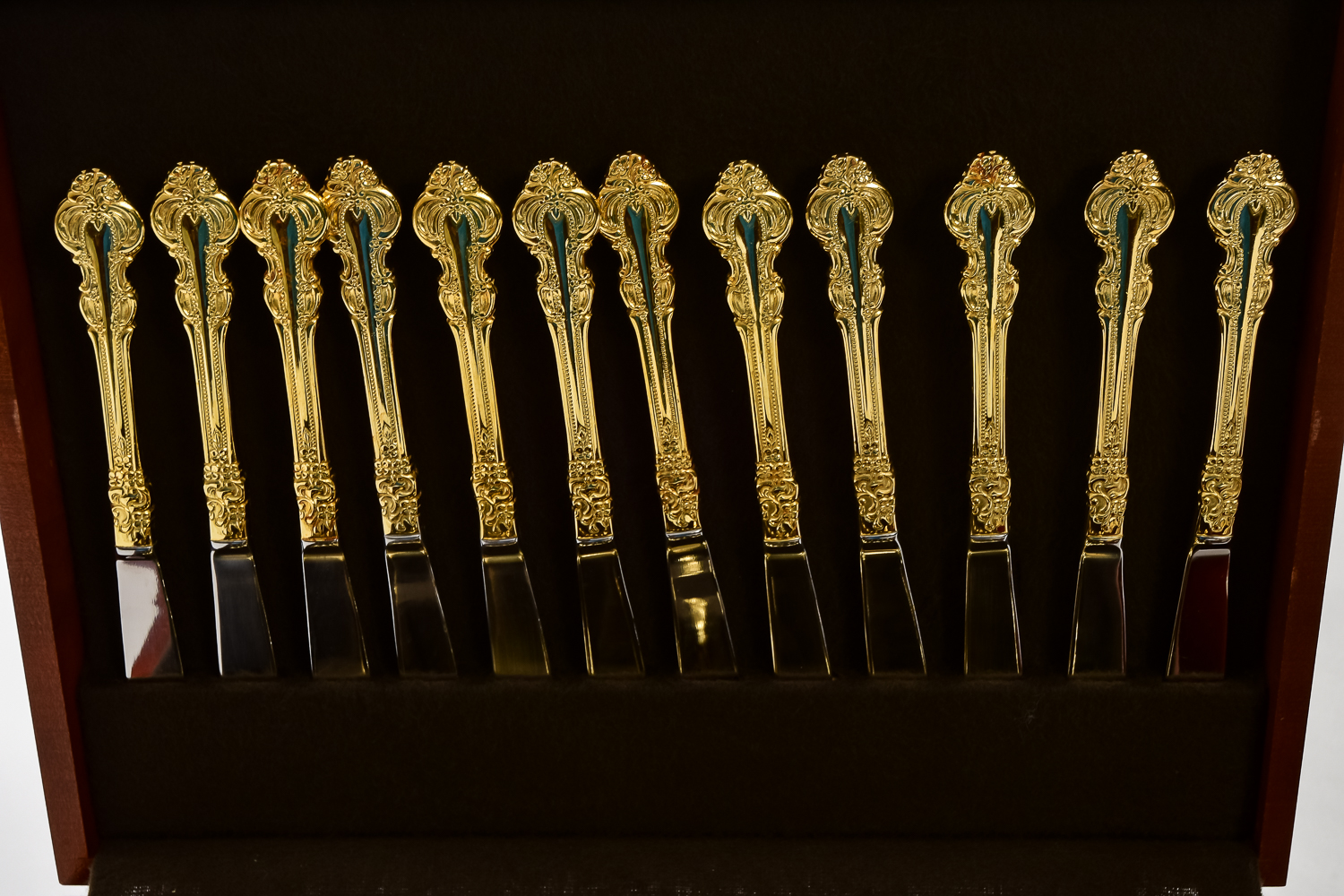 Gold Tone Stainless Steel Flatware