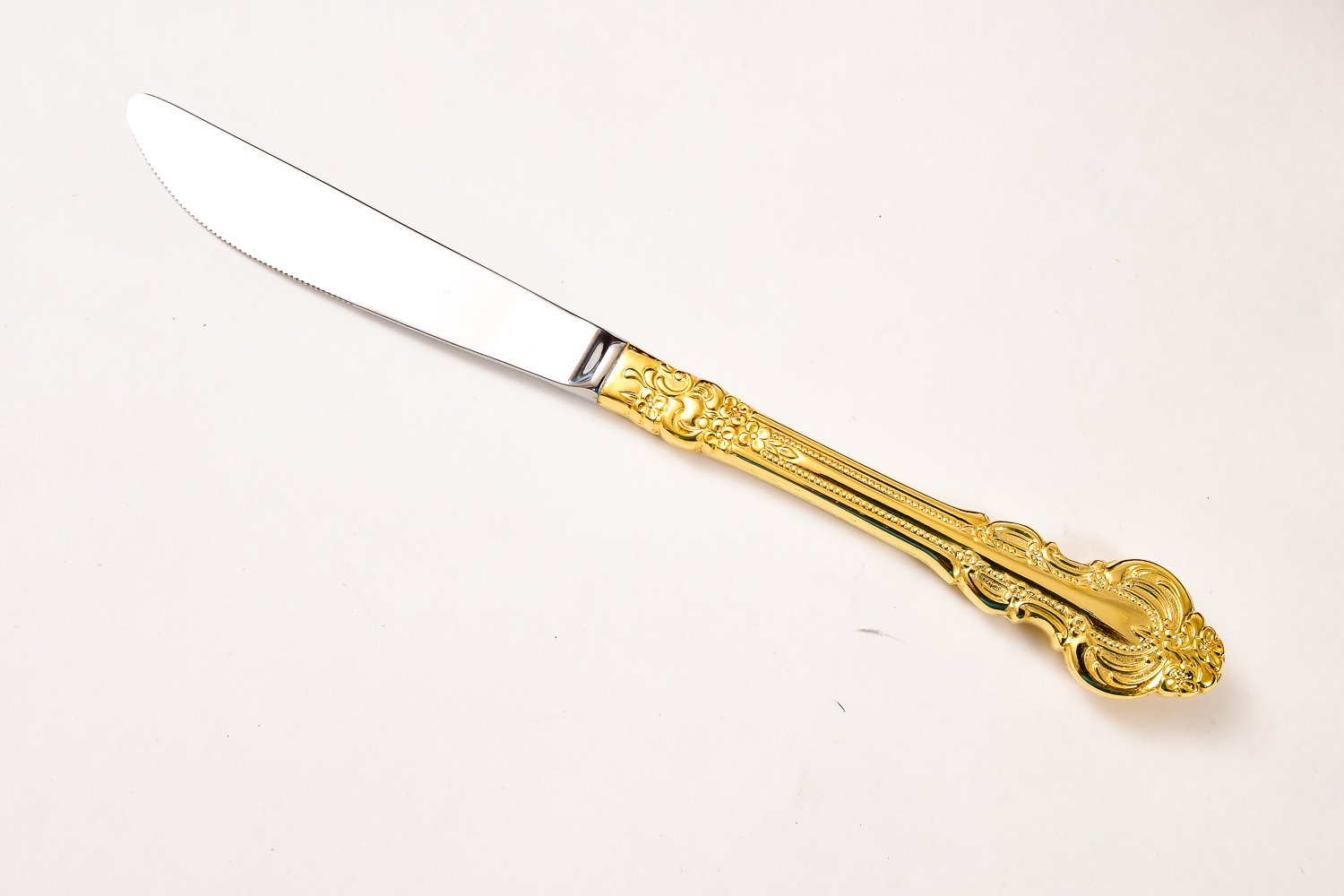 Gold Tone Stainless Steel Flatware