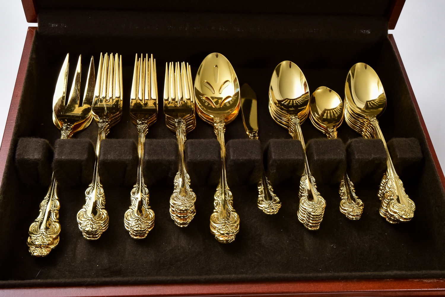 Gold Tone Stainless Steel Flatware