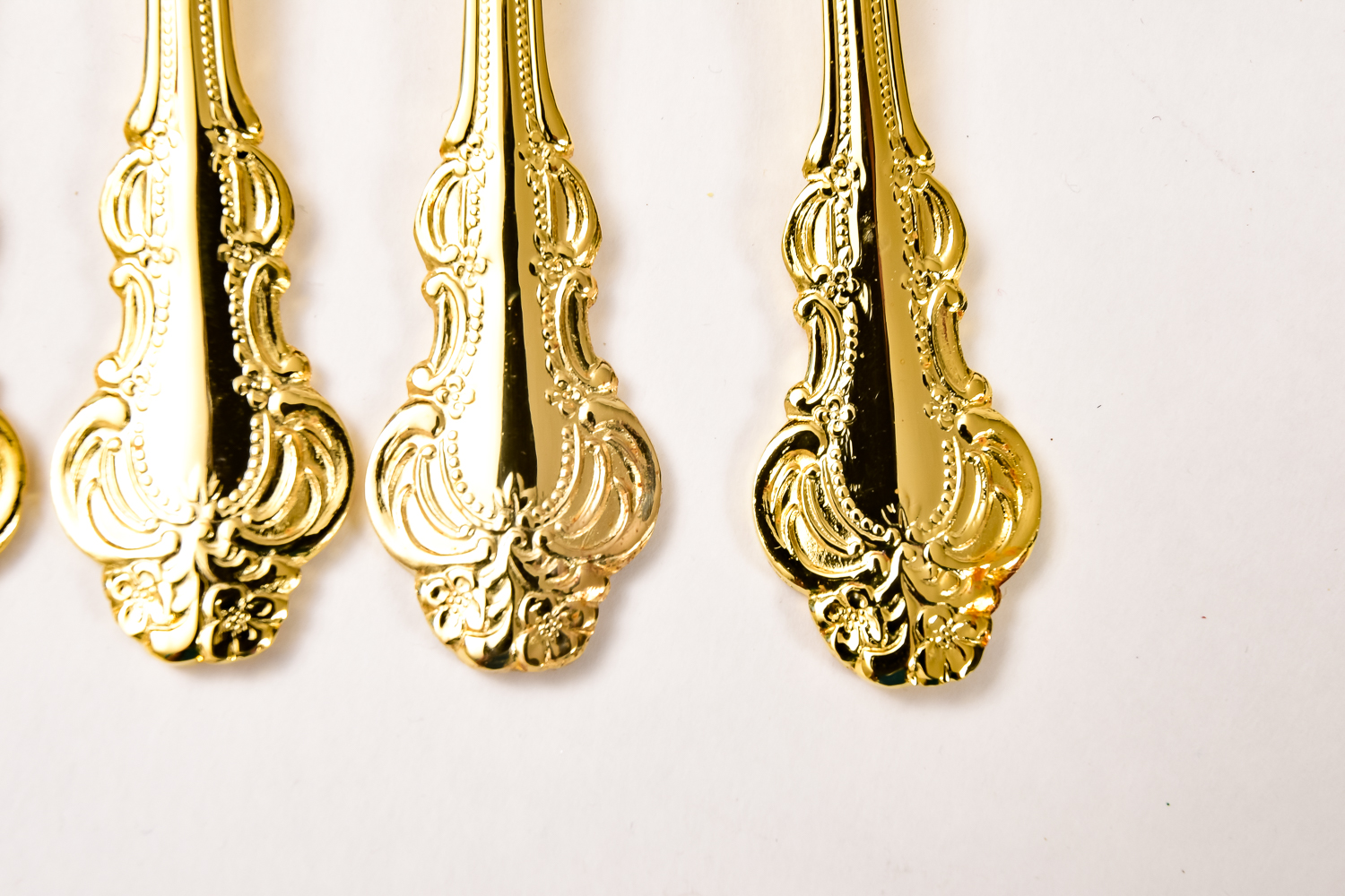 Gold Tone Stainless Steel Flatware