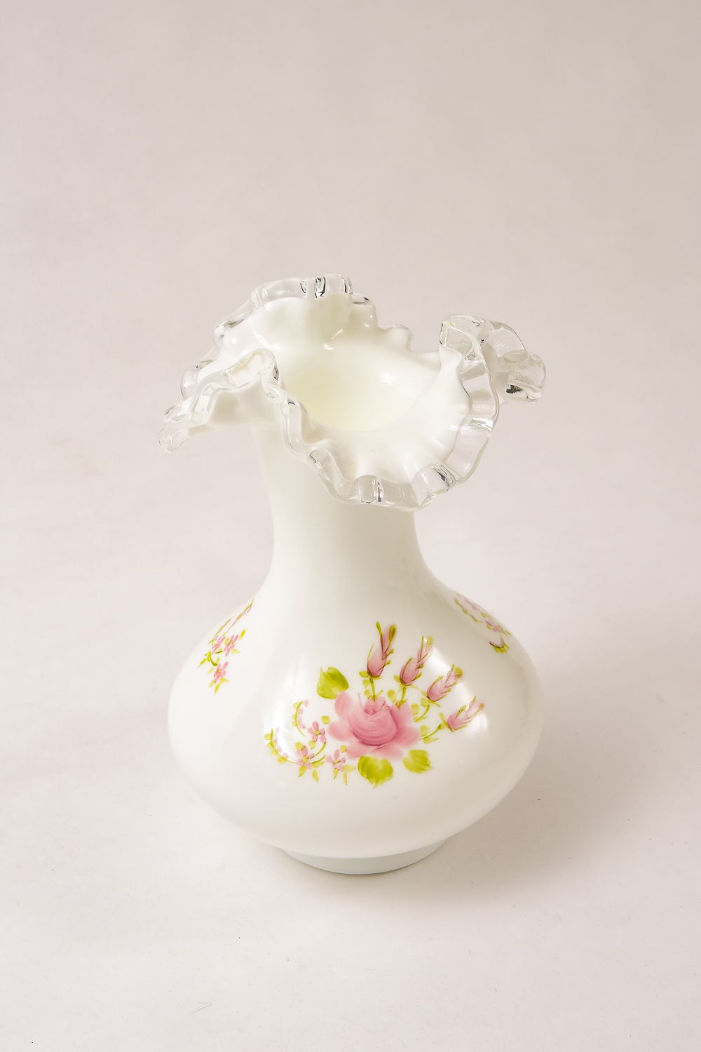 Charming Table Decorative Collection Including Fenton
