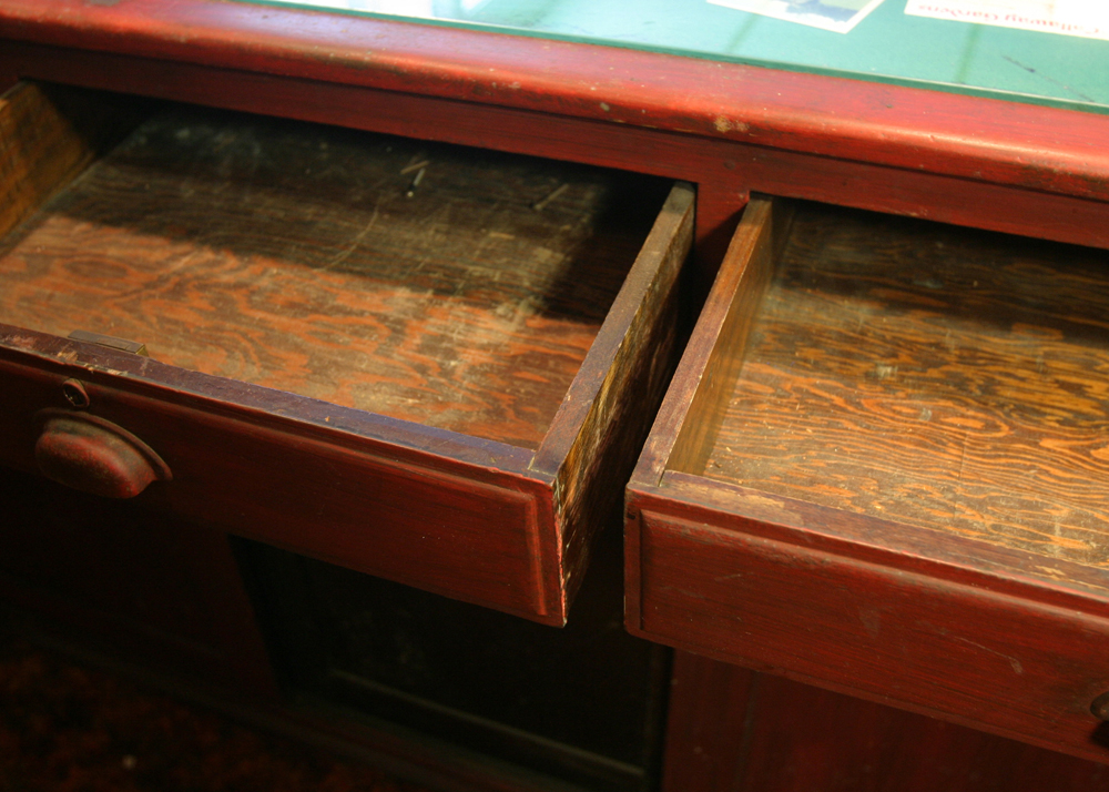 Vintage Ulen Country Club Bar