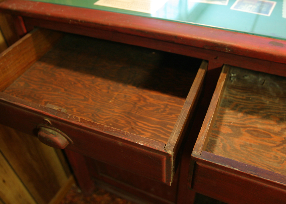 Vintage Ulen Country Club Bar