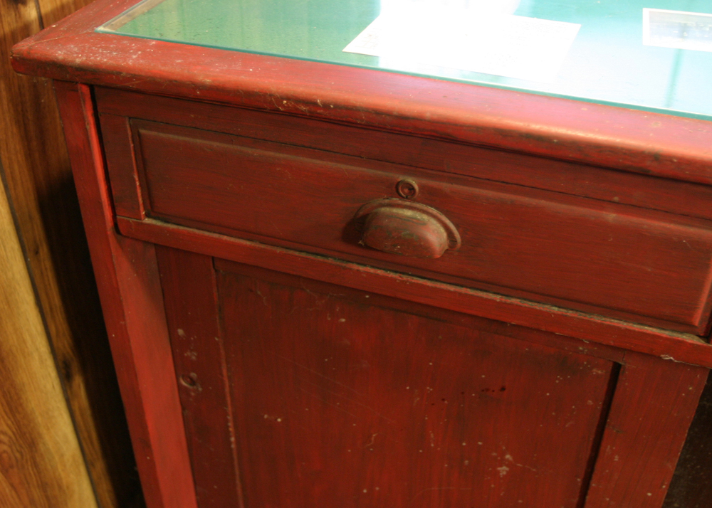 Vintage Ulen Country Club Bar