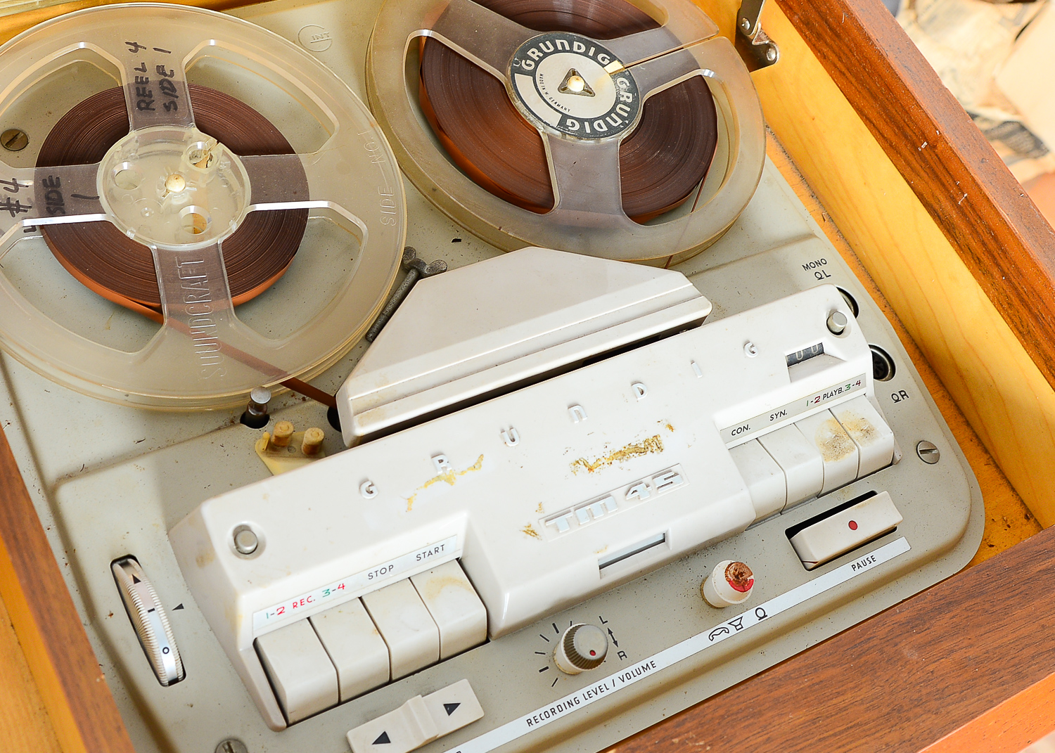 Grundig TM 45 Stereo Console