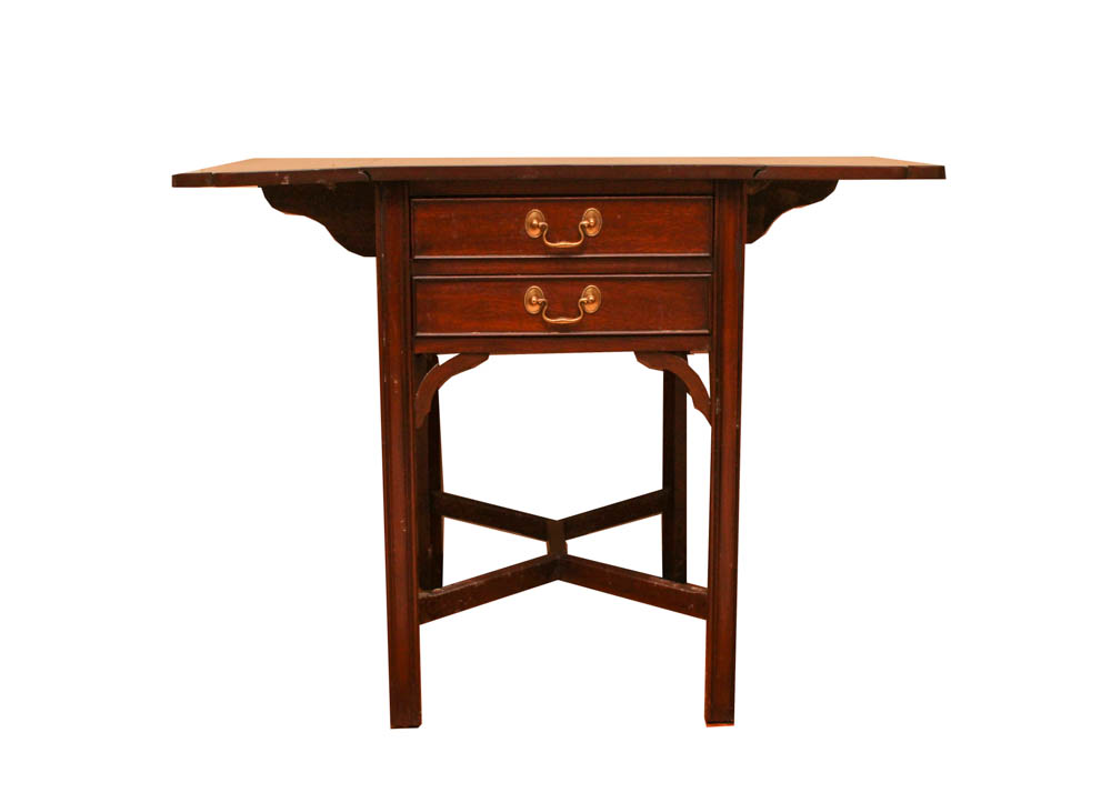 Henkel Harris Drop Leaf Side Table