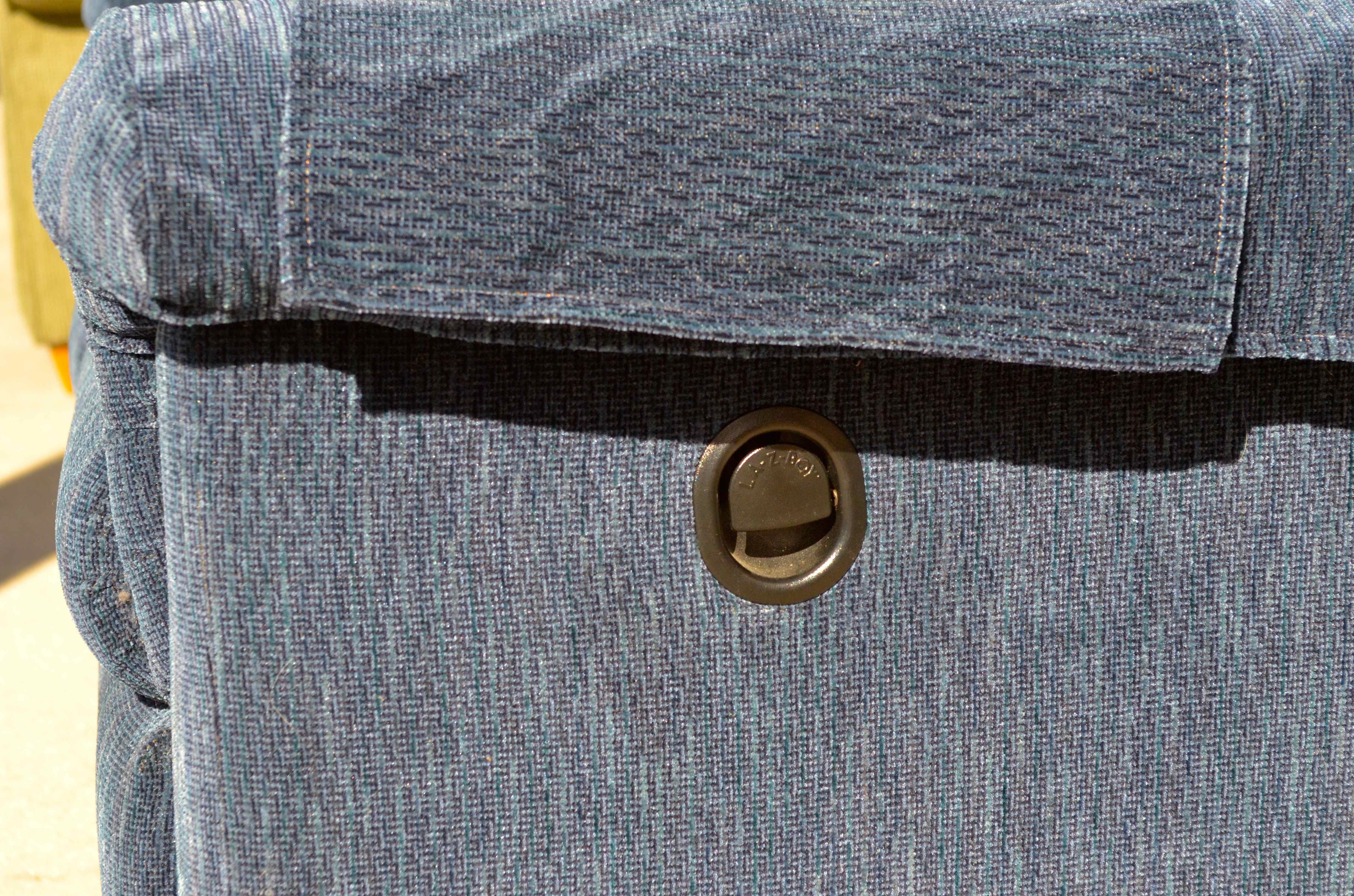 La-Z-Boy Loveseat Recliner in Blue Velour