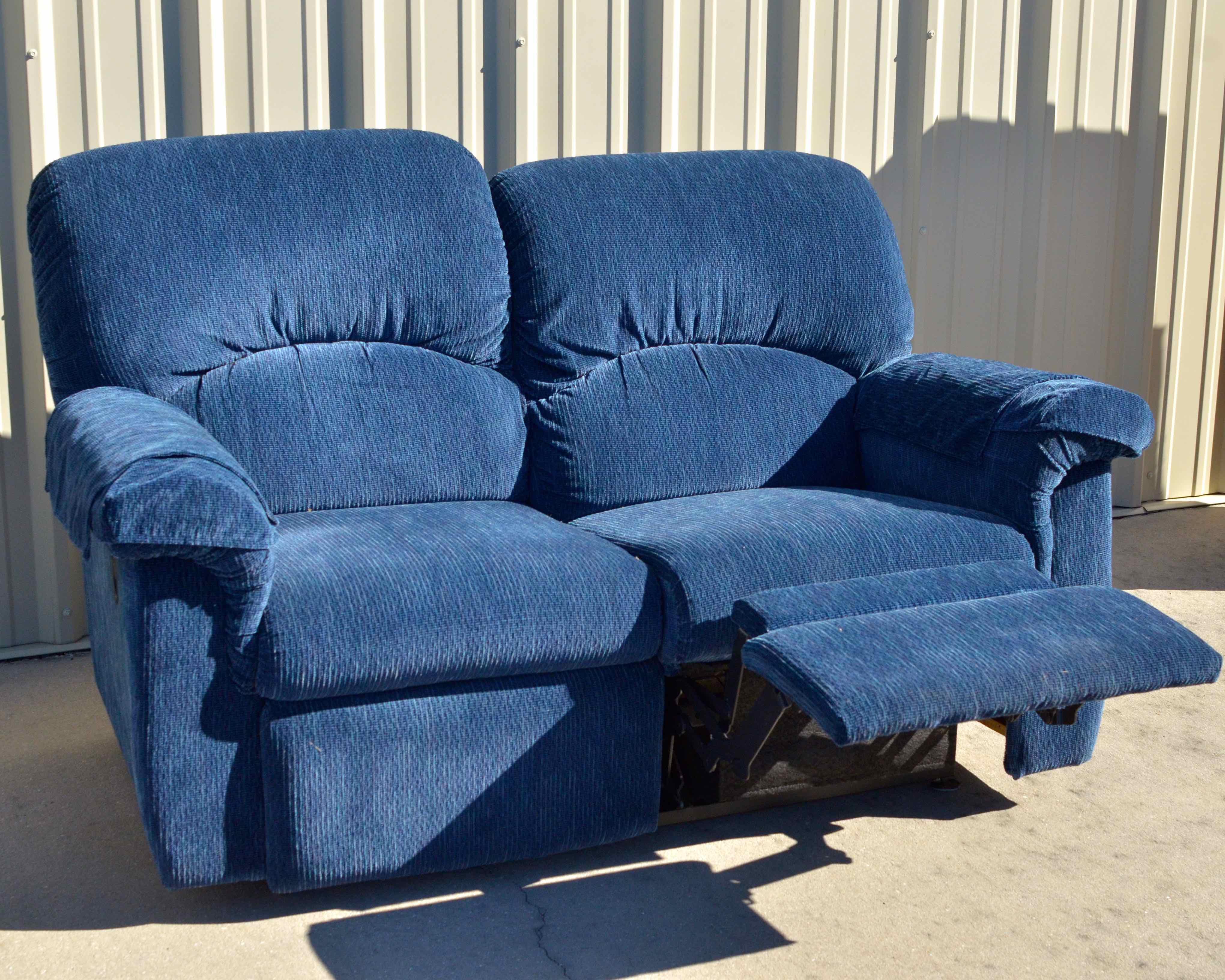 La-Z-Boy Loveseat Recliner in Blue Velour