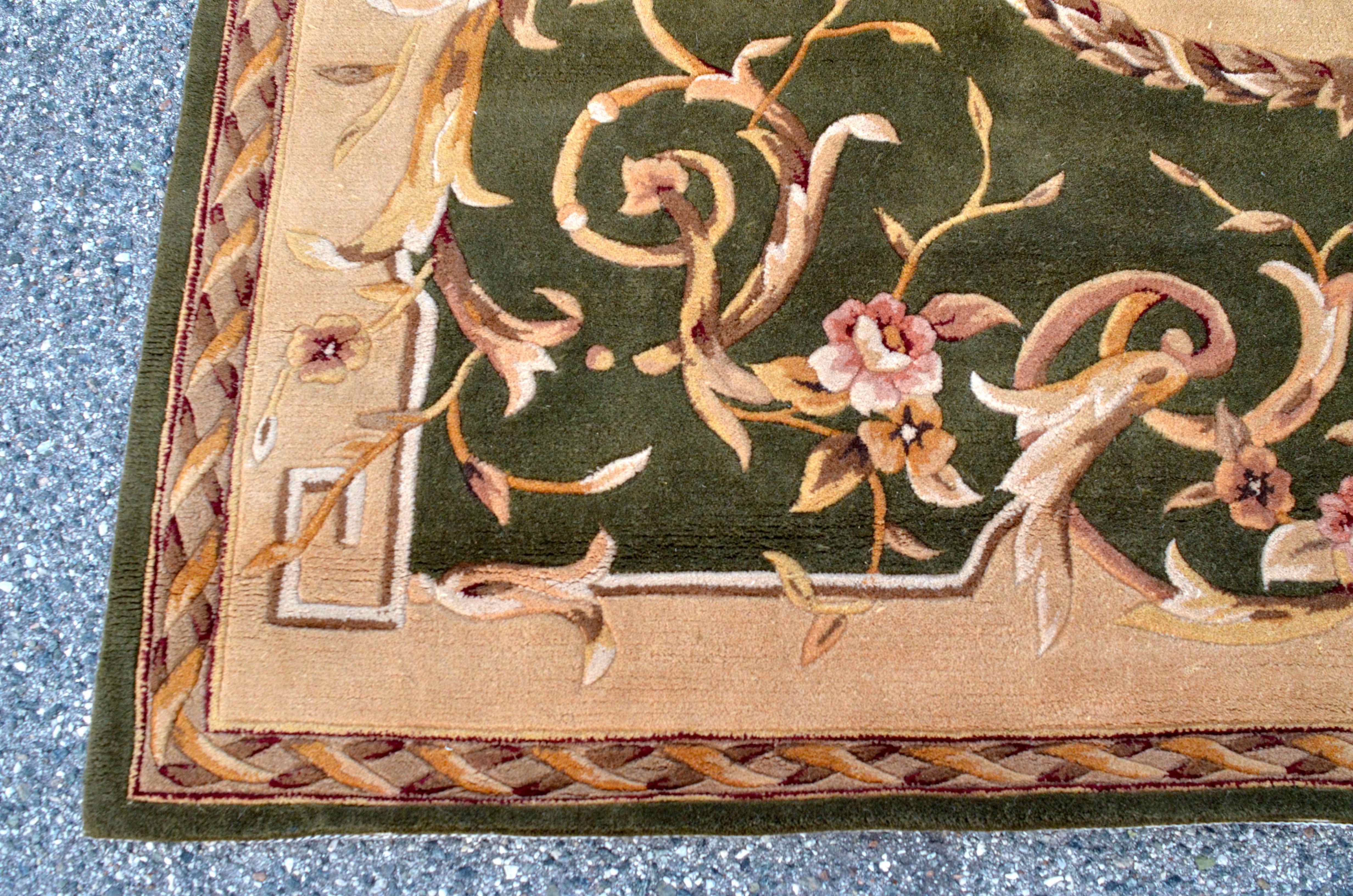 Juliette Aubusson Bevel Cut Square Area Rug