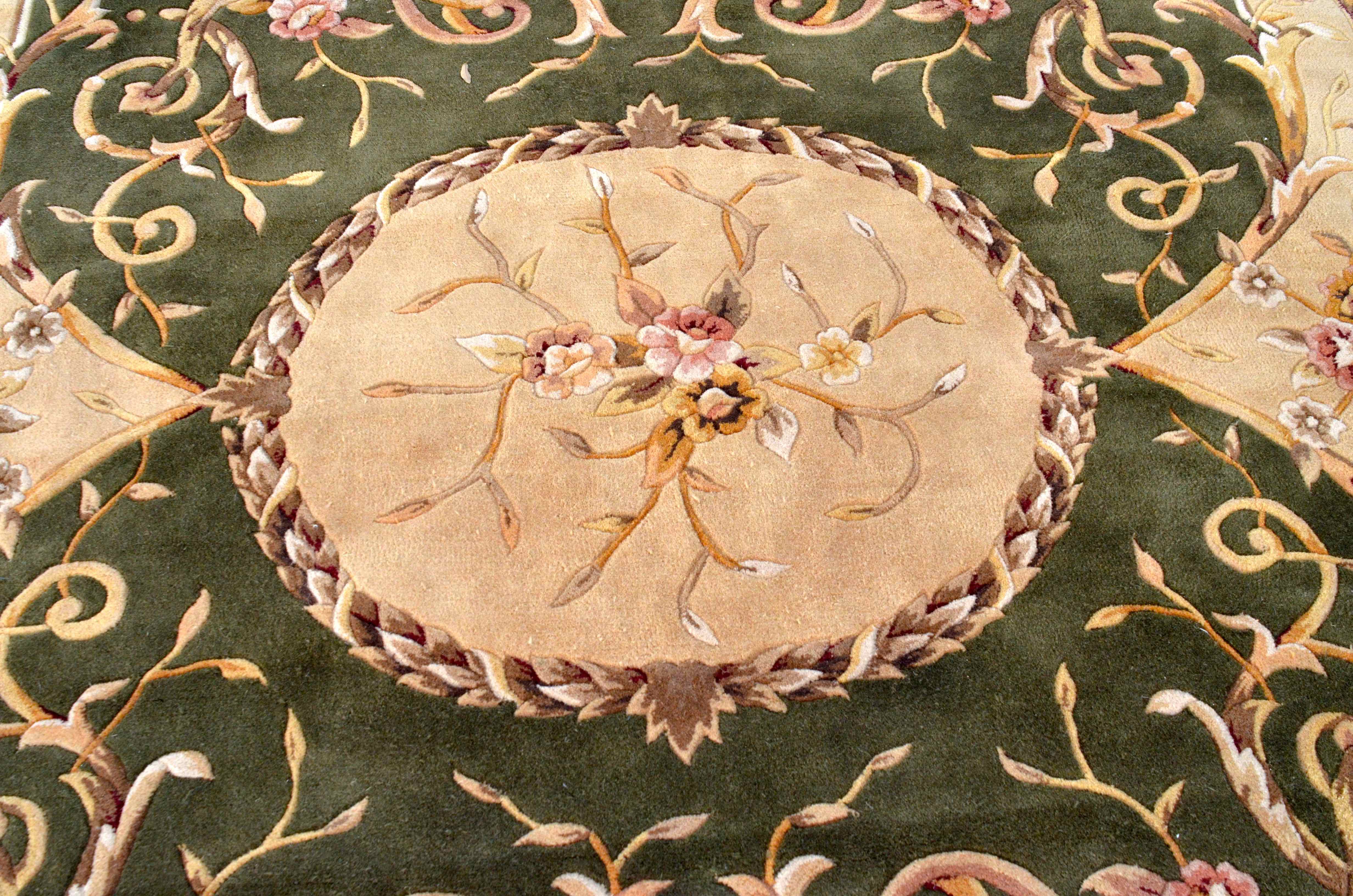 Juliette Aubusson Bevel Cut Square Area Rug