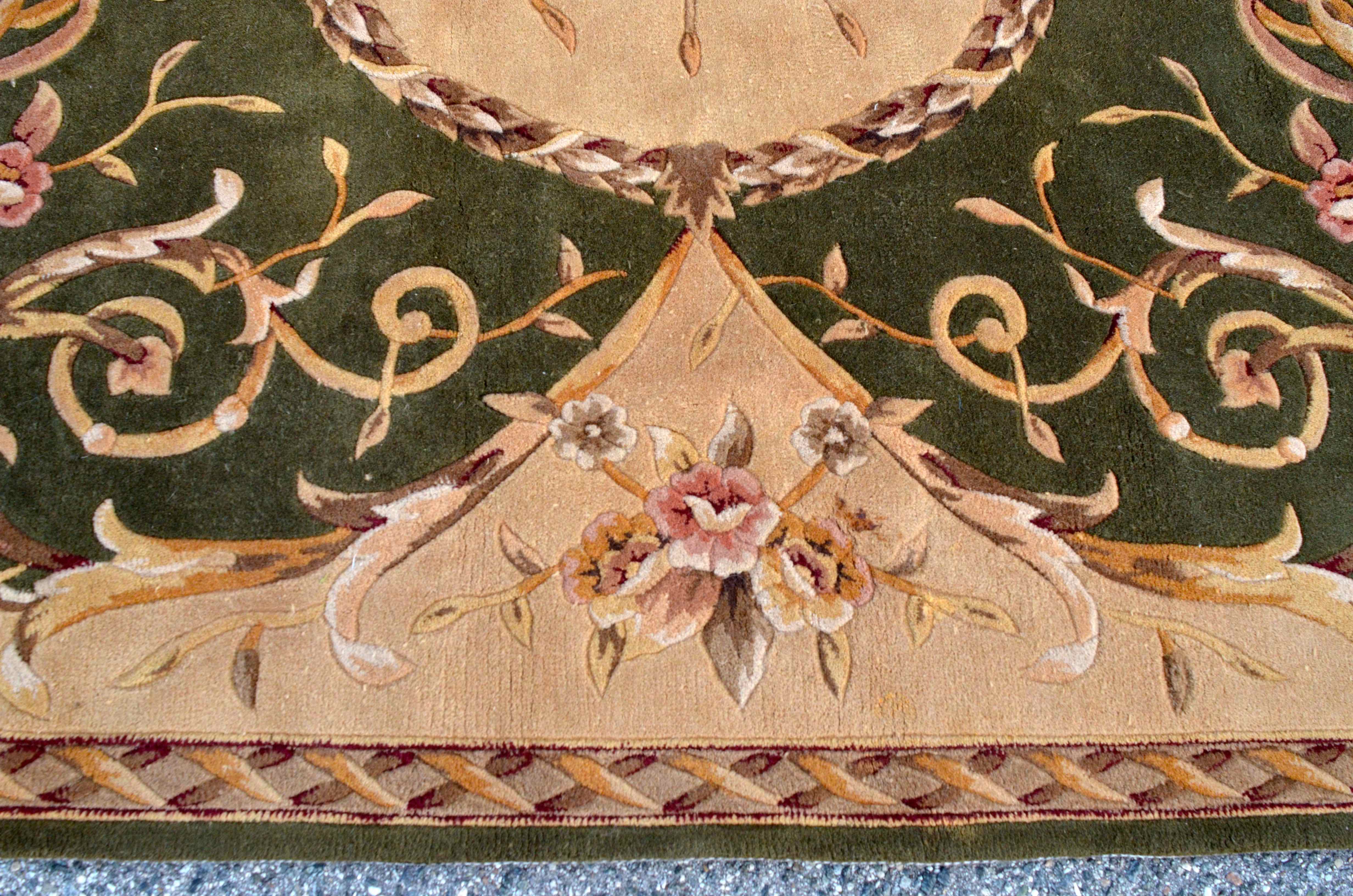 Juliette Aubusson Bevel Cut Square Area Rug