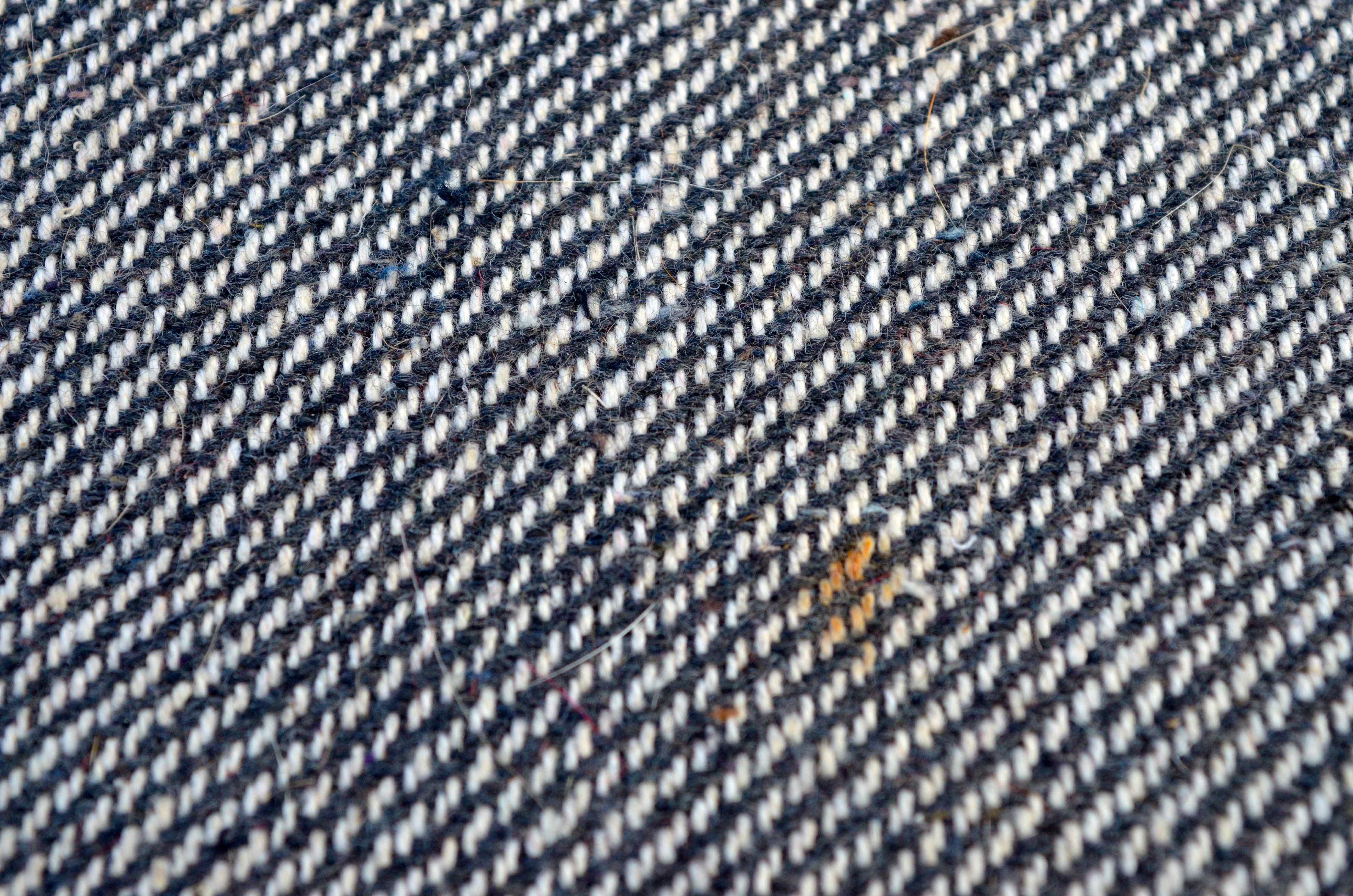 Juliette Aubusson Bevel Cut Square Area Rug