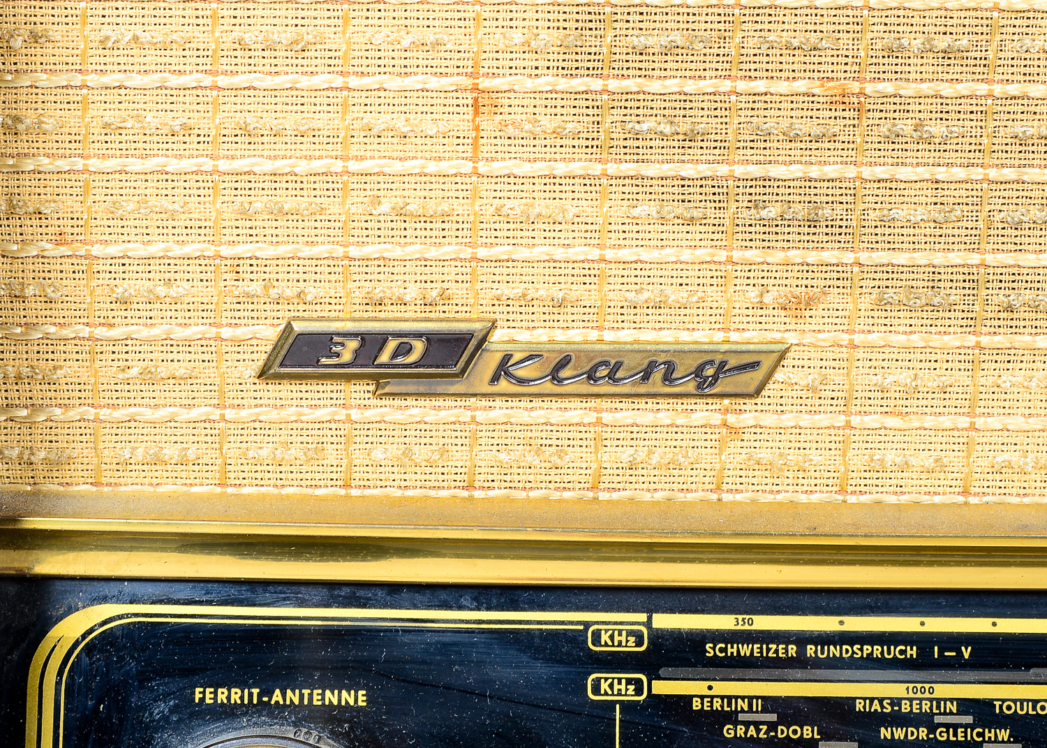 Grundig Majestic 3D Klang Radio