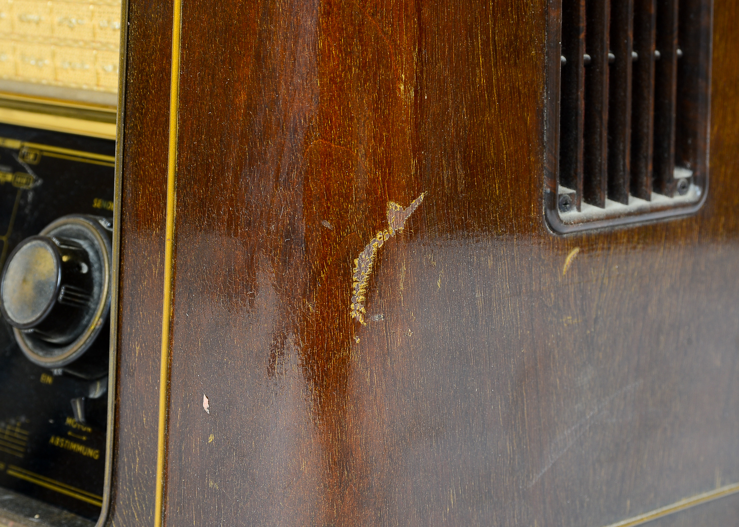 Grundig Majestic 3D Klang Radio