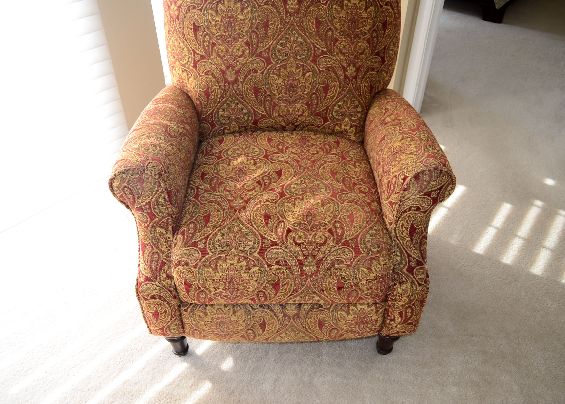 Contemporary Paisley Recliner