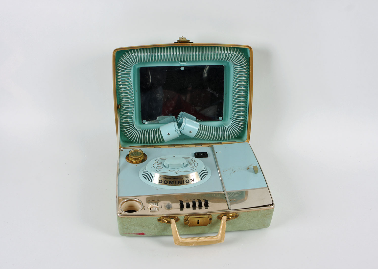 Vintage Dominion Custom Beauty Salon