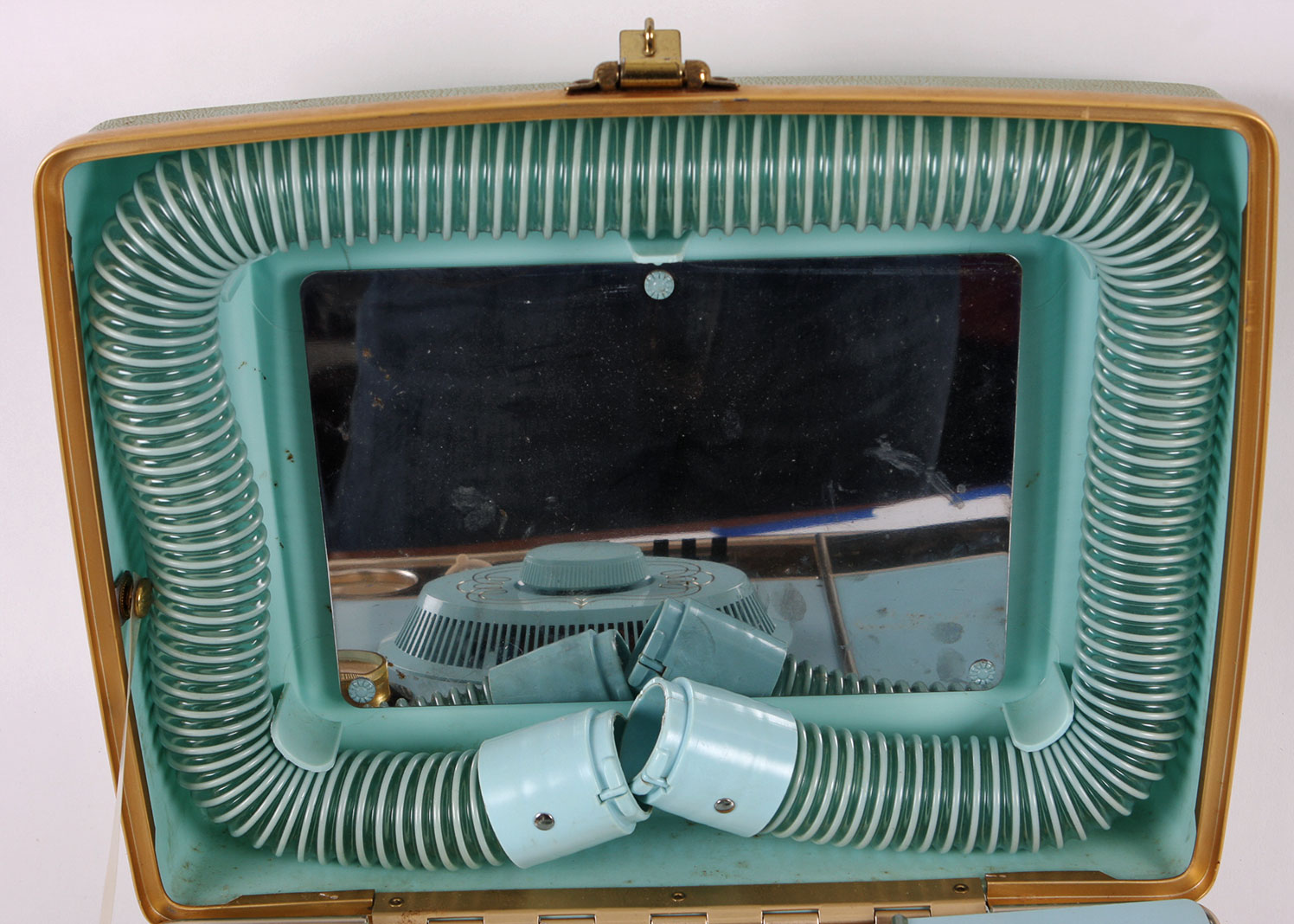 Vintage Dominion Custom Beauty Salon