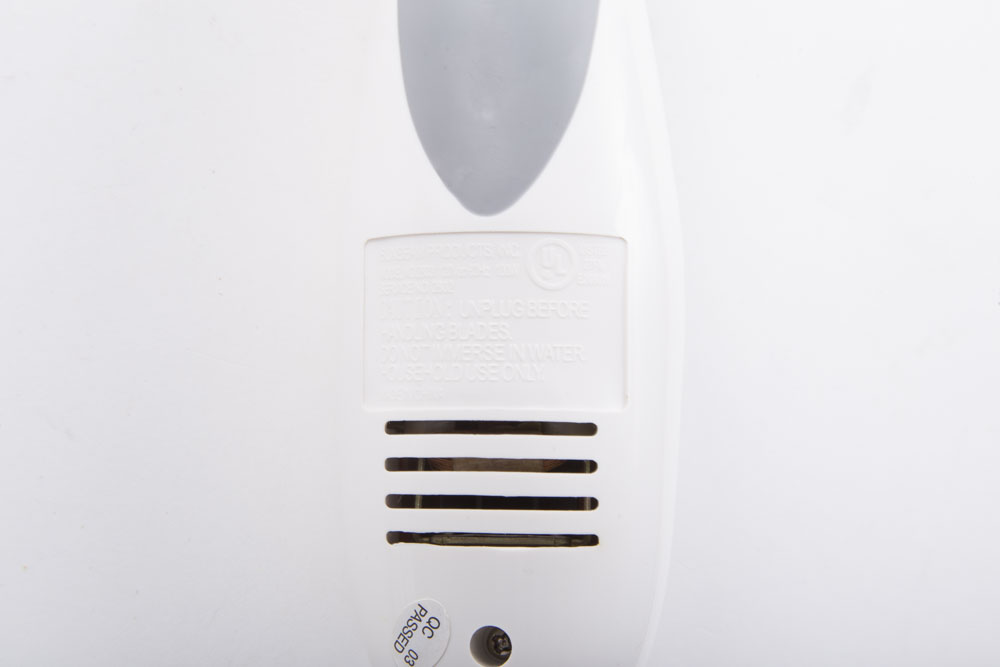 Oster Electric Carving Knife and Cutco Wood Block Knife Set