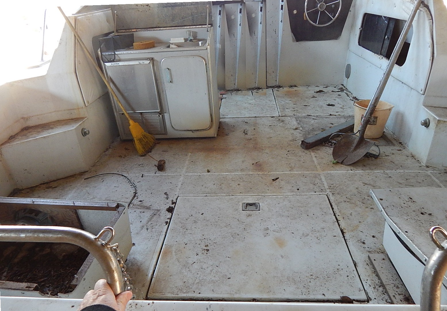 1987 33' Chris Craft 'Amerosport' Watercraft Boat - Project