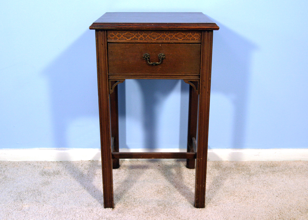 Accent Table