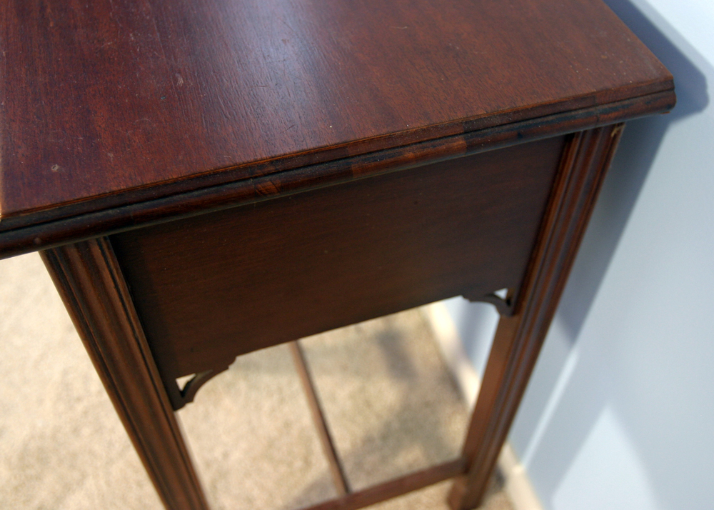 Accent Table