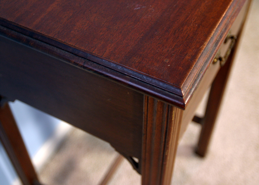 Accent Table