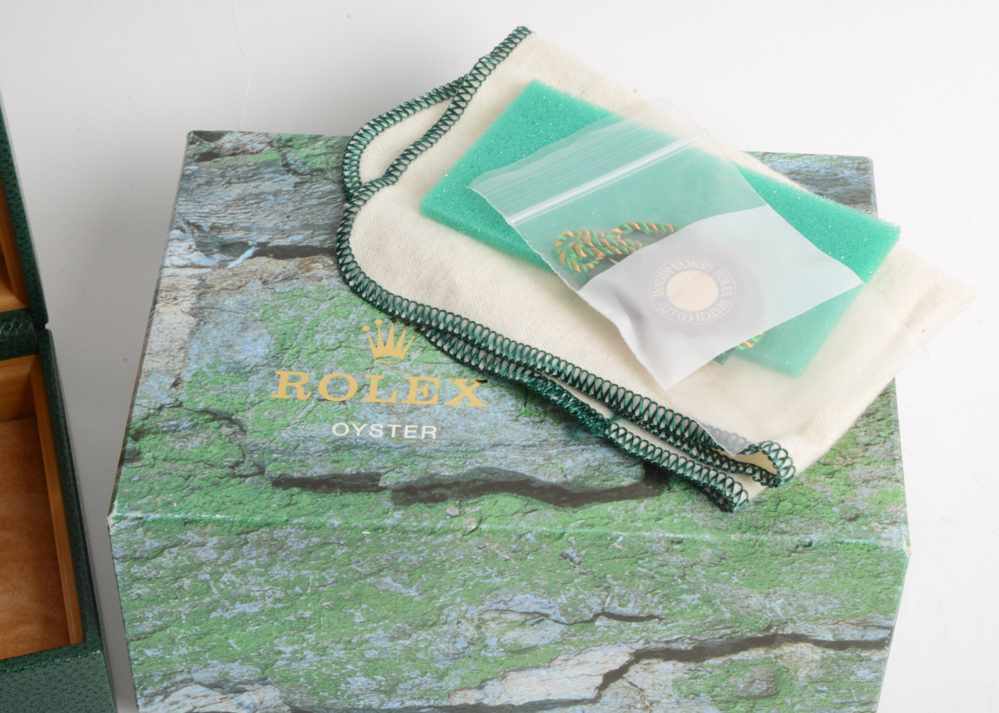 Rolex Datejust Steel 16220 36mm Silver Tapestry Automatic Watch