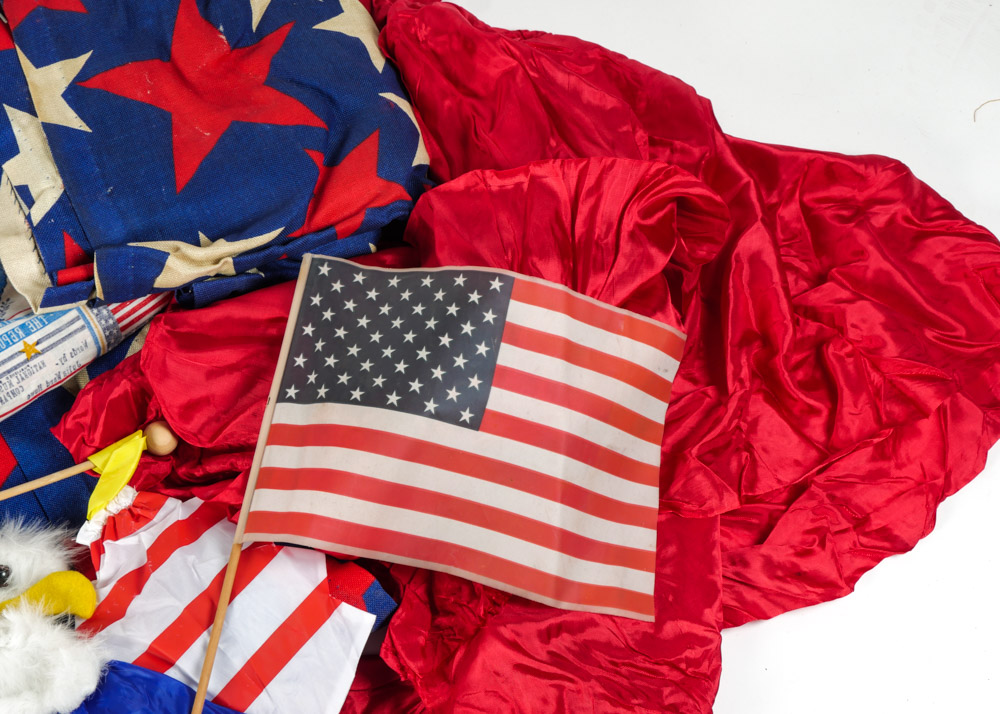 Assortment of American Decor and Collectibles