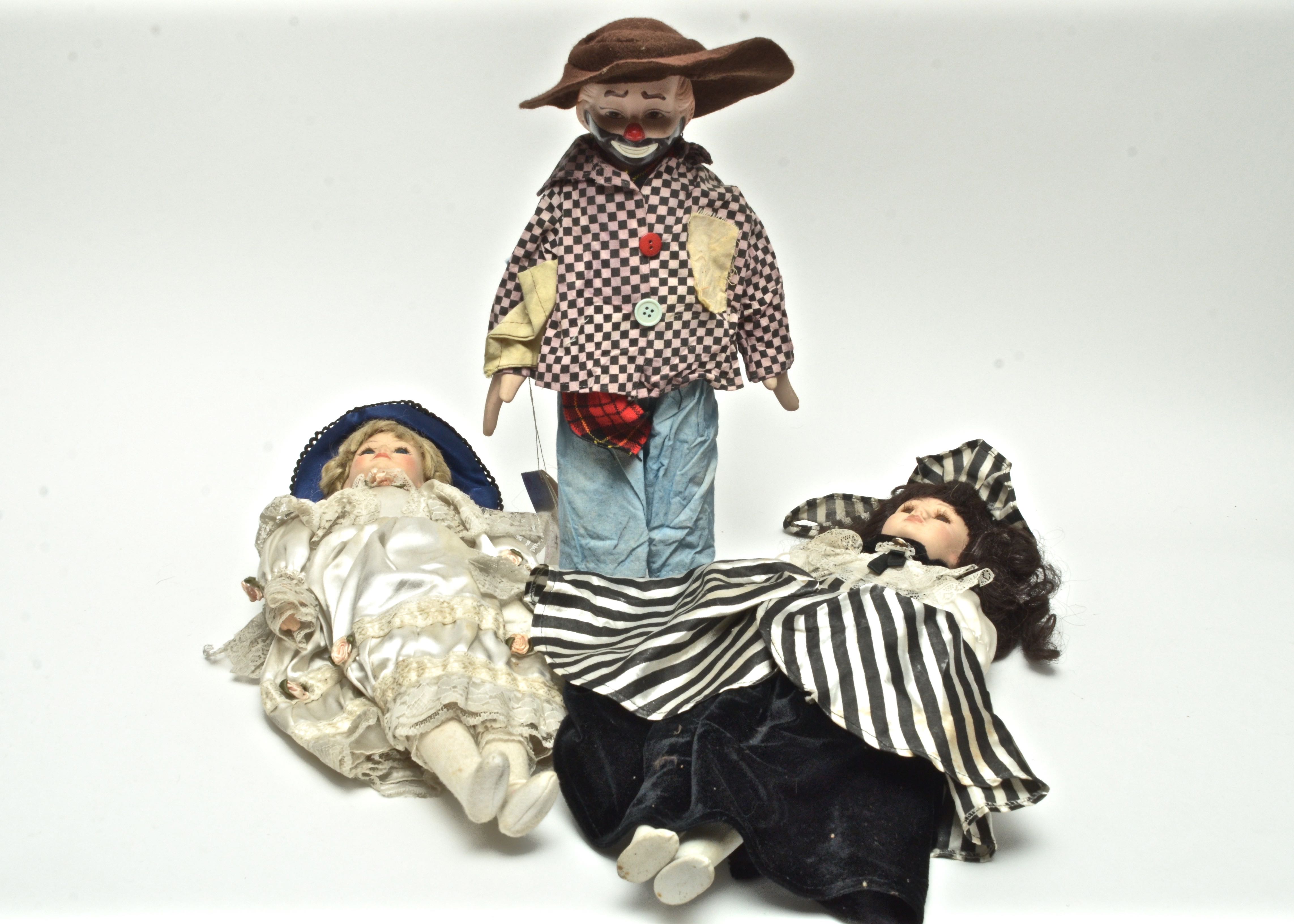 Collection of Heritage Mint Dolls