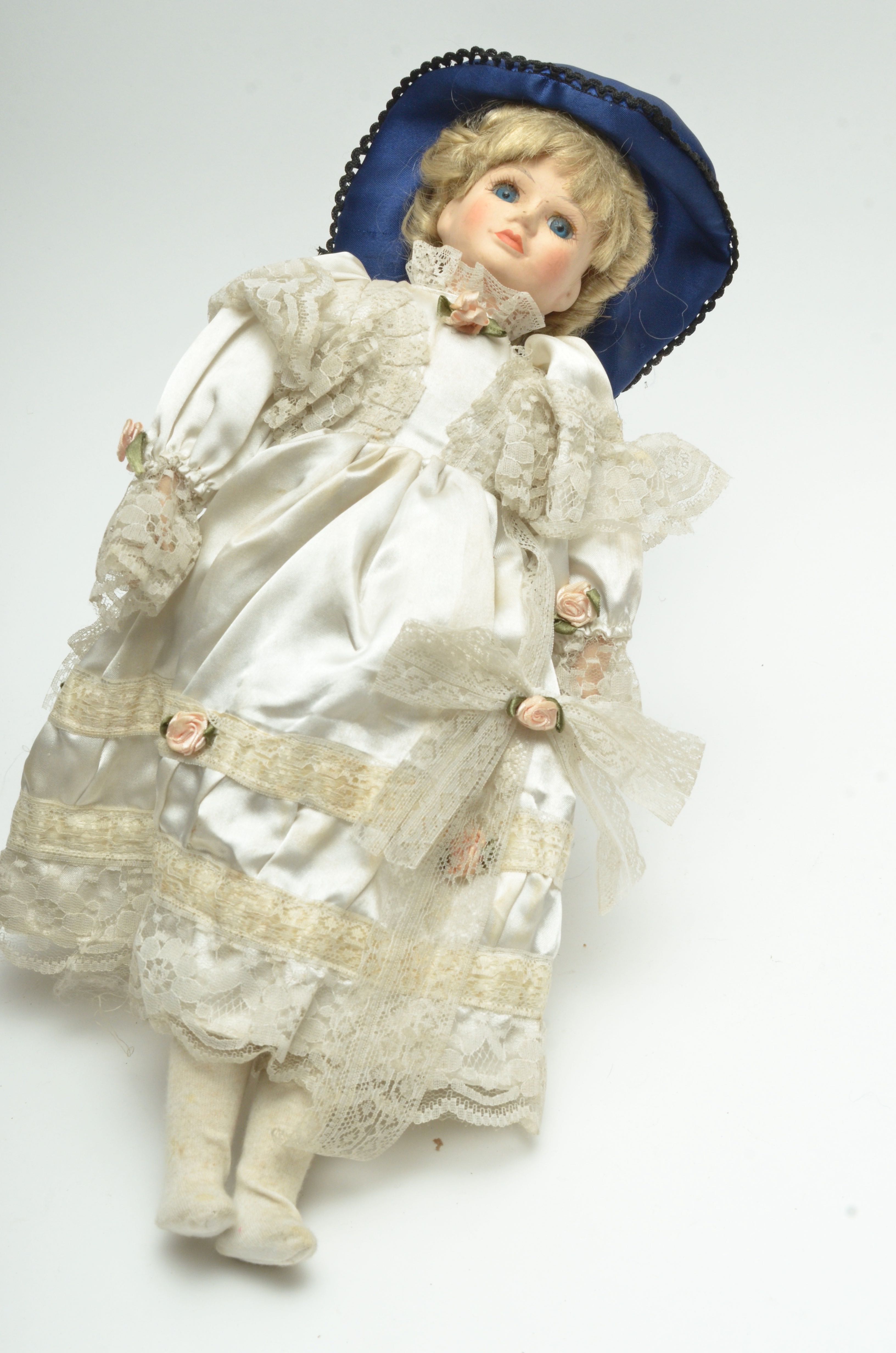 Collection of Heritage Mint Dolls