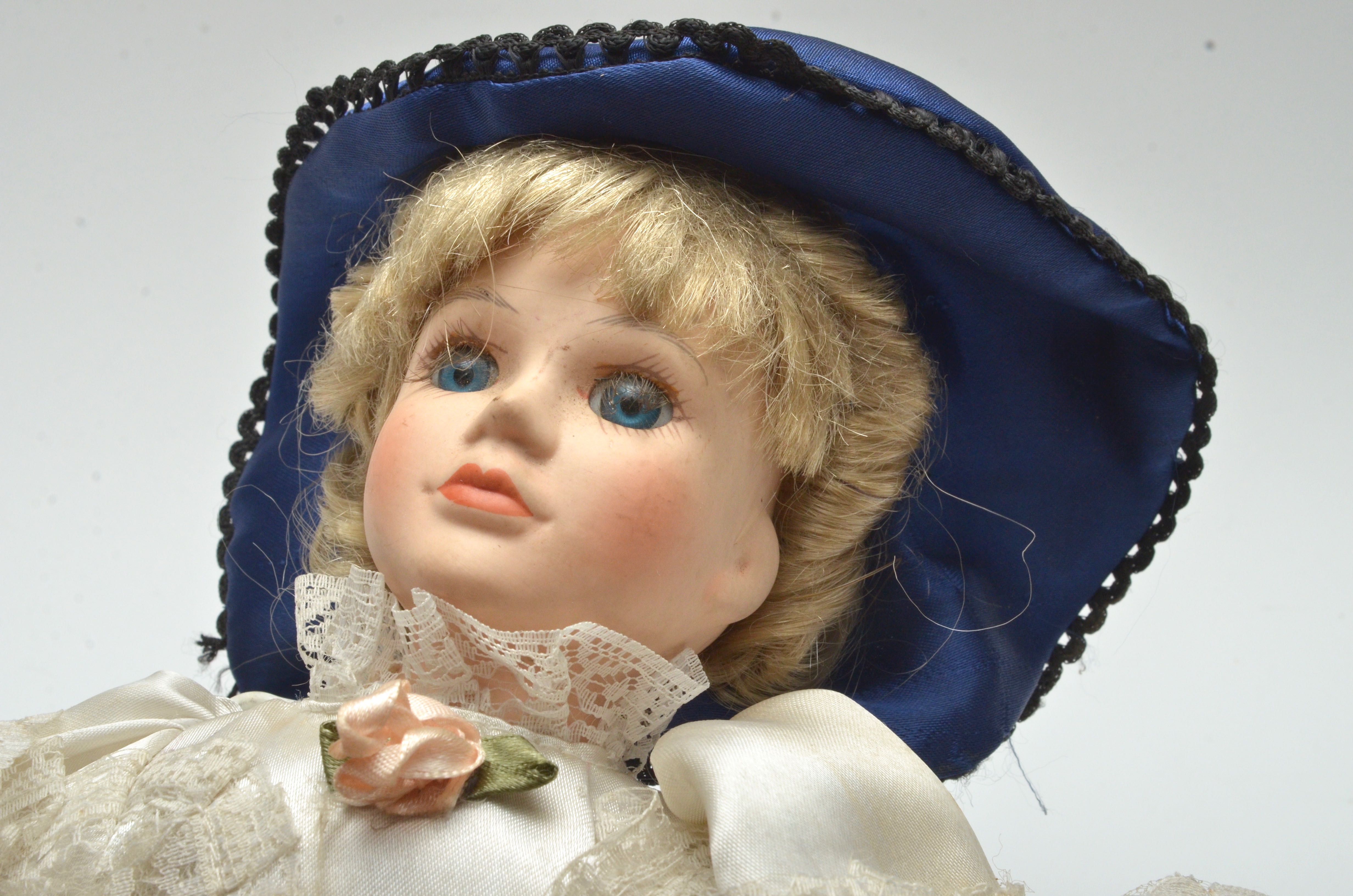 Collection of Heritage Mint Dolls