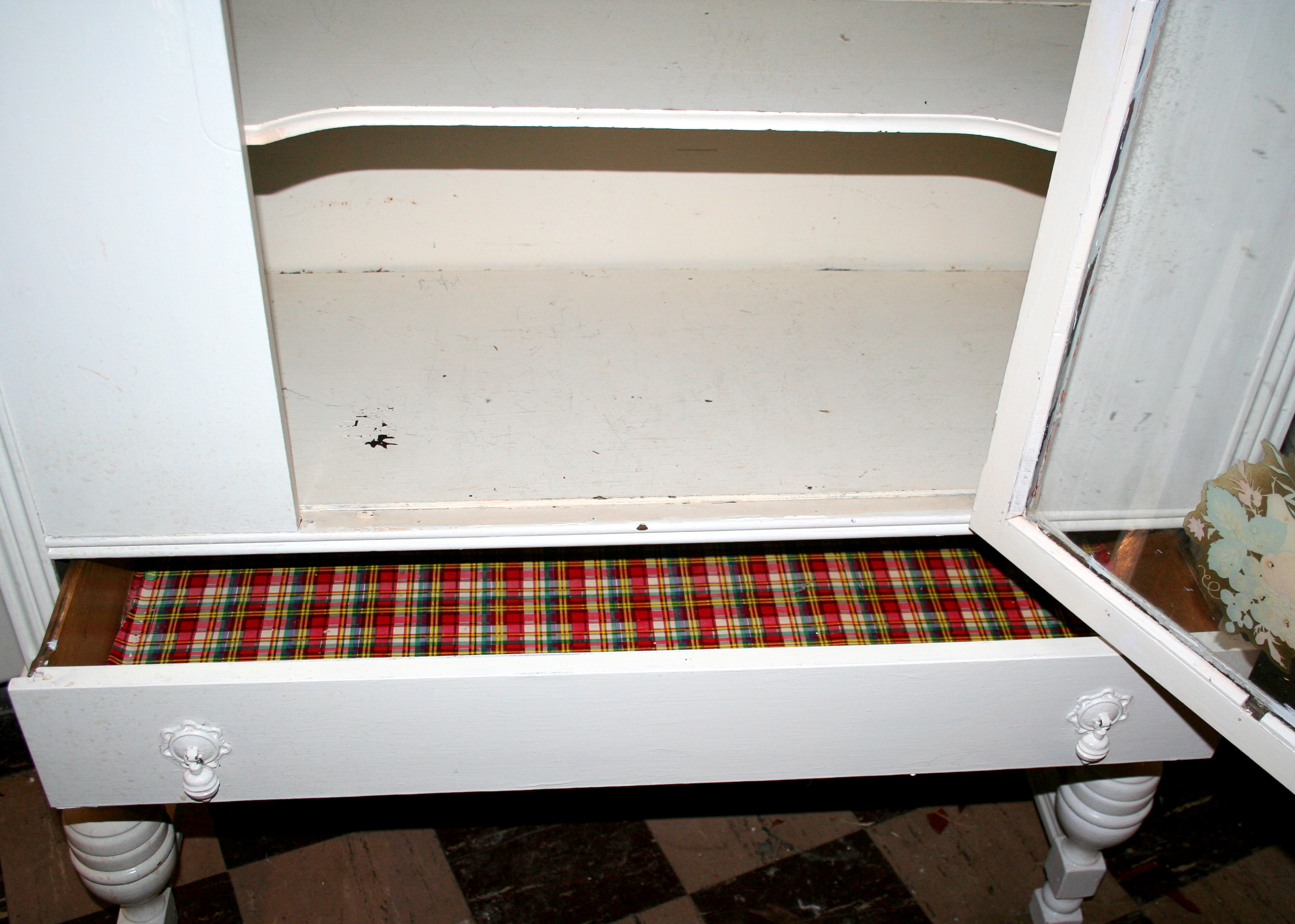 Vintage Country Style Cupboard