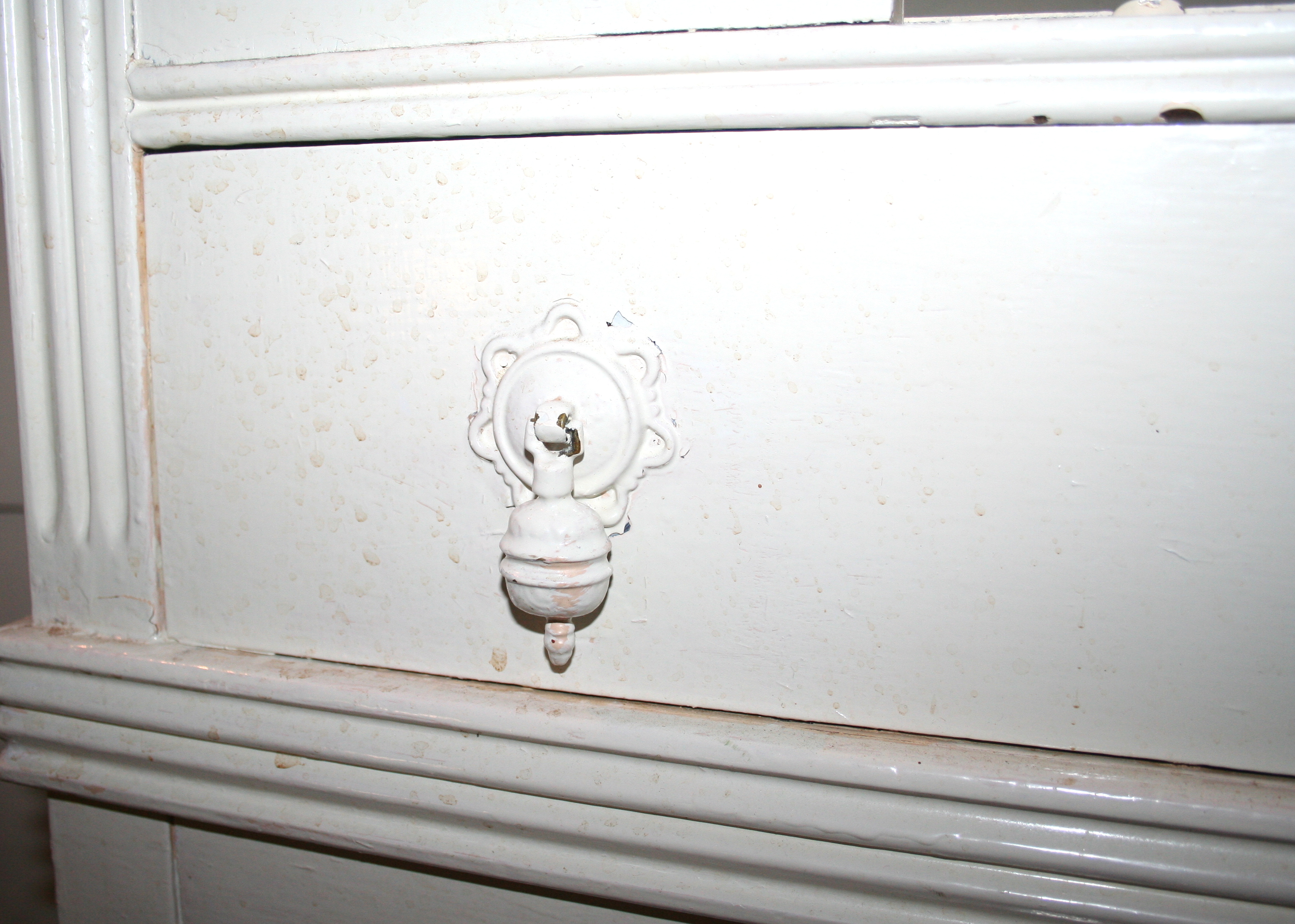 Vintage Country Style Cupboard