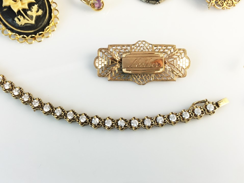 Collection of Goldtone Costume Jewelry