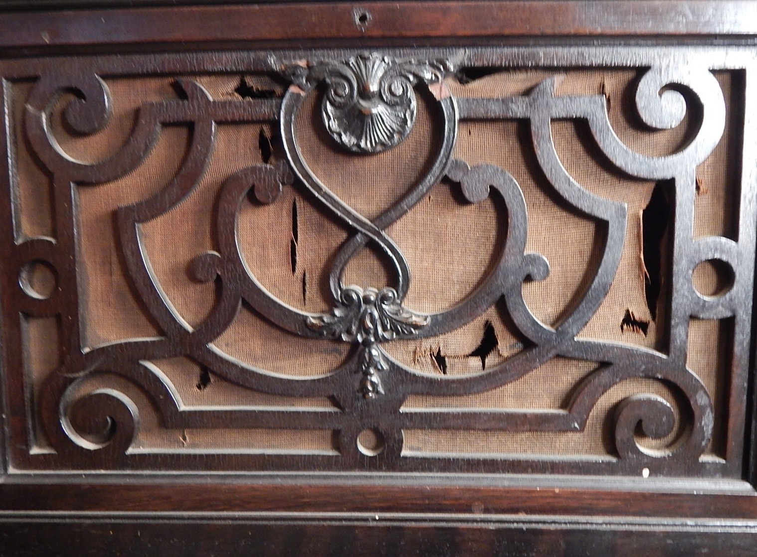 Antique Silvertone Victrola Phonograph