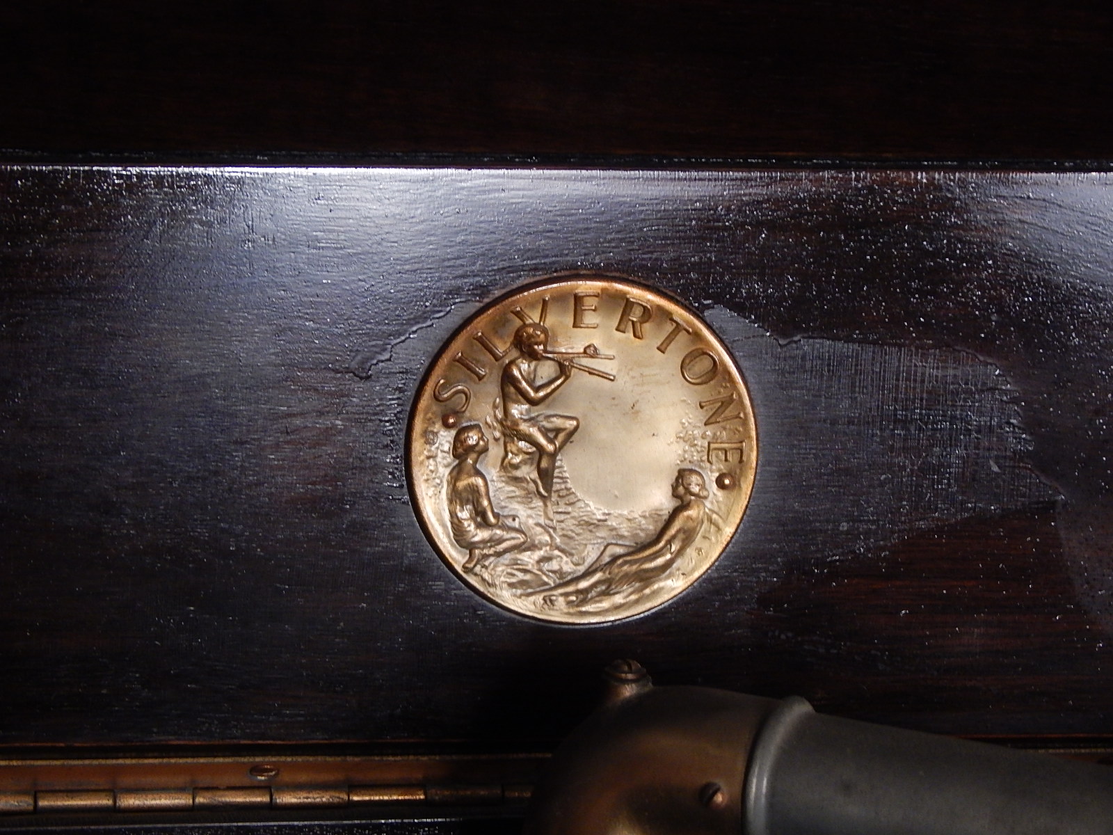 Antique Silvertone Victrola Phonograph