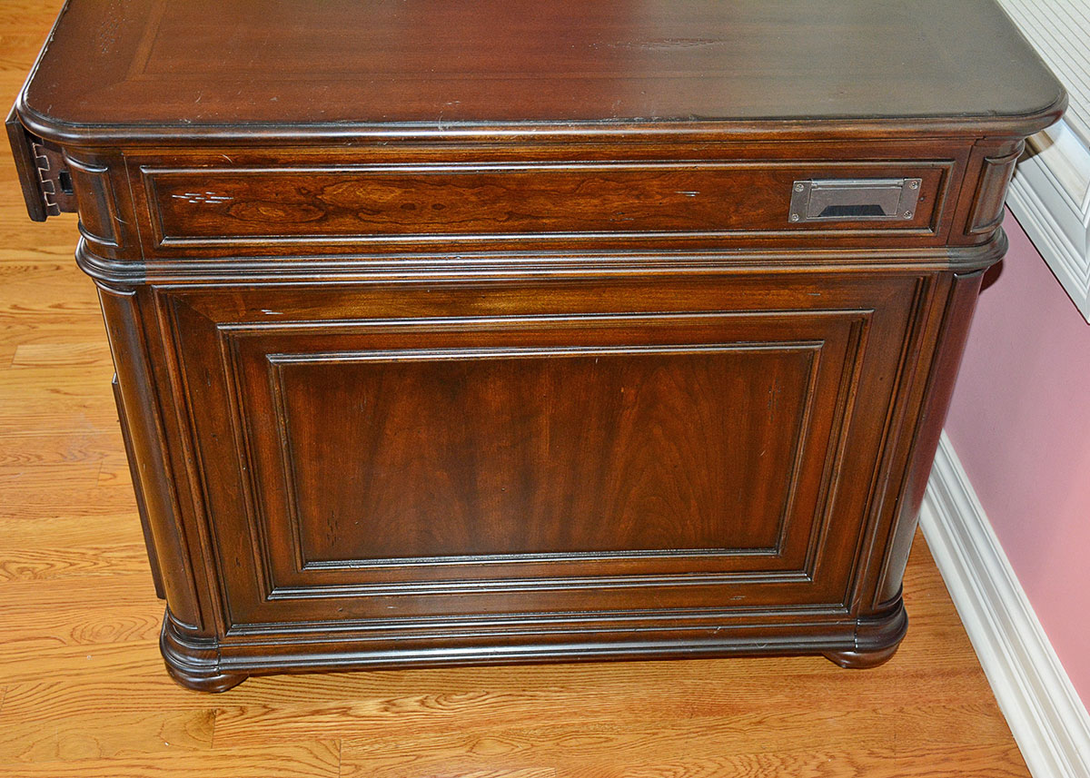 Worthington Executive Desk by Havertys Furniture