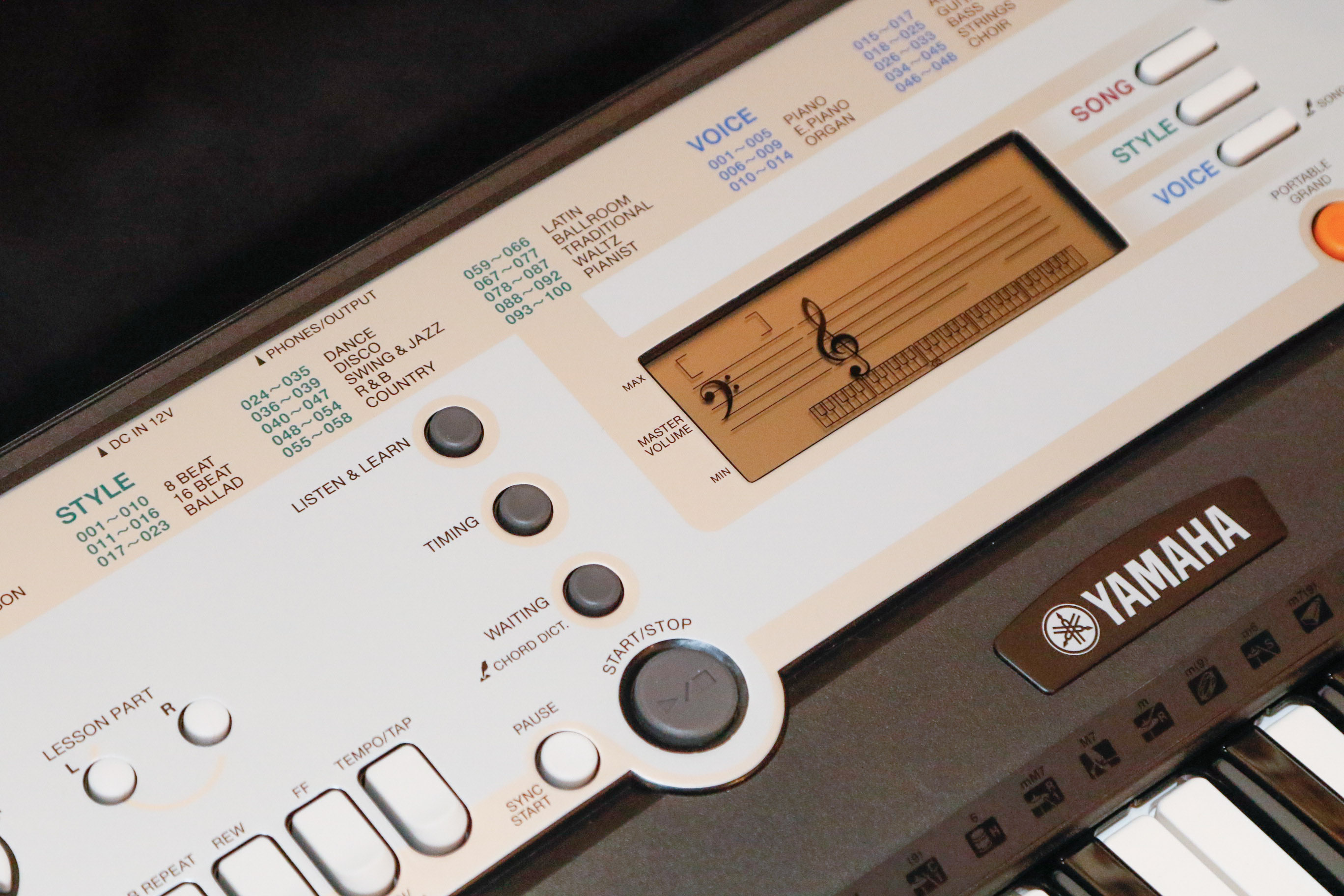 Yamaha Keyboard with Boom Stands