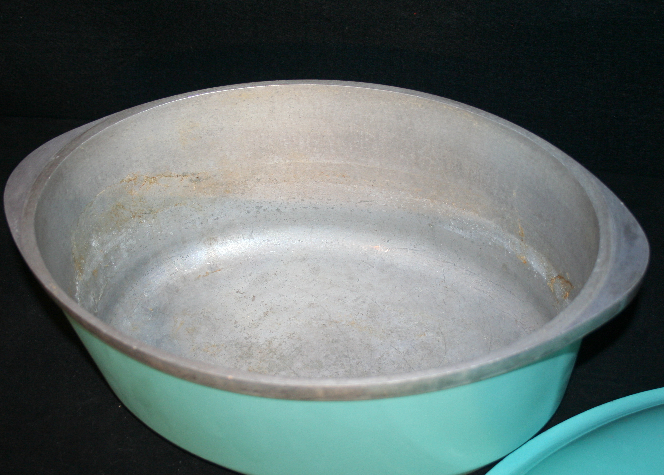 Vintage Oval Baker by Club