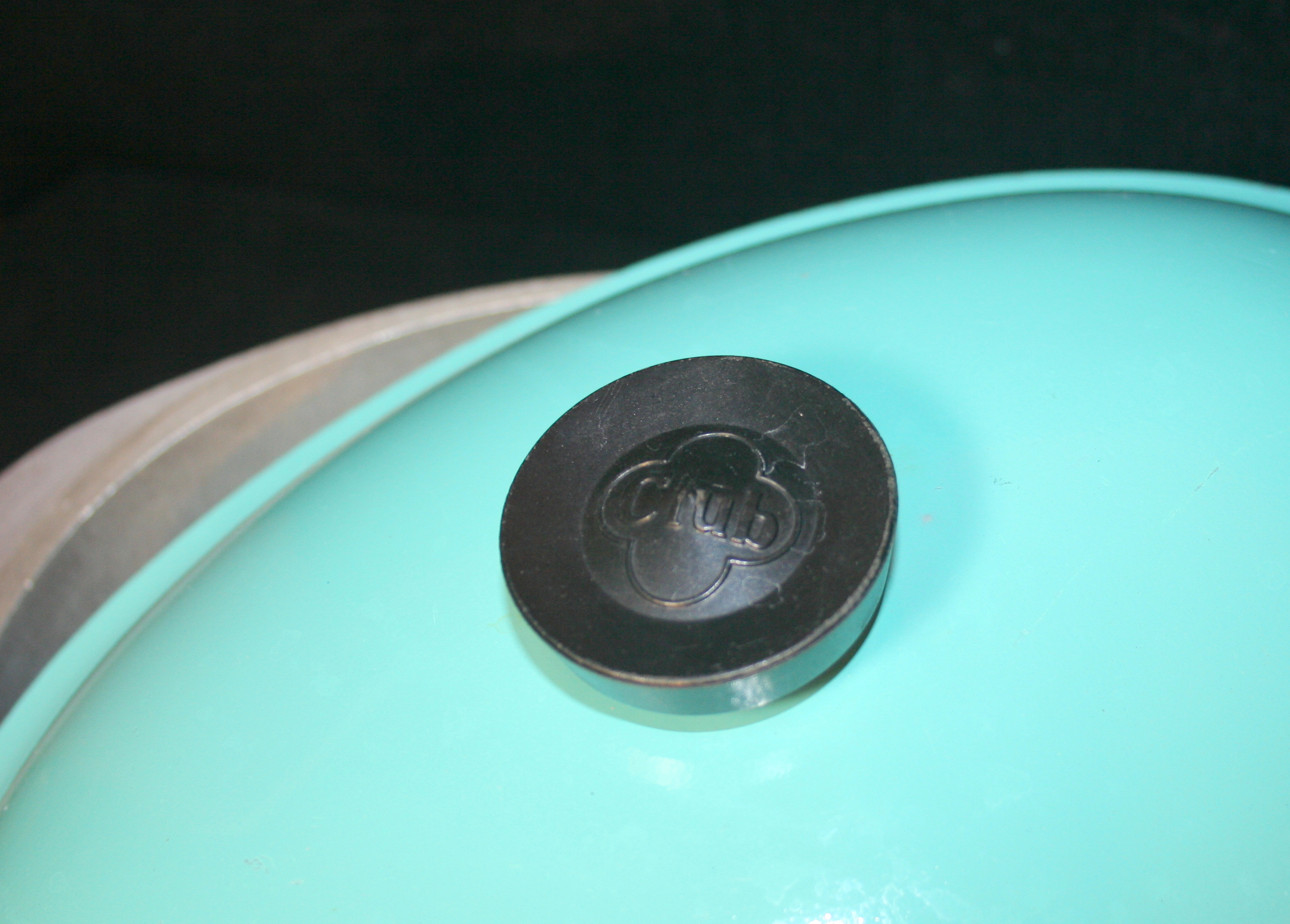 Vintage Oval Baker by Club