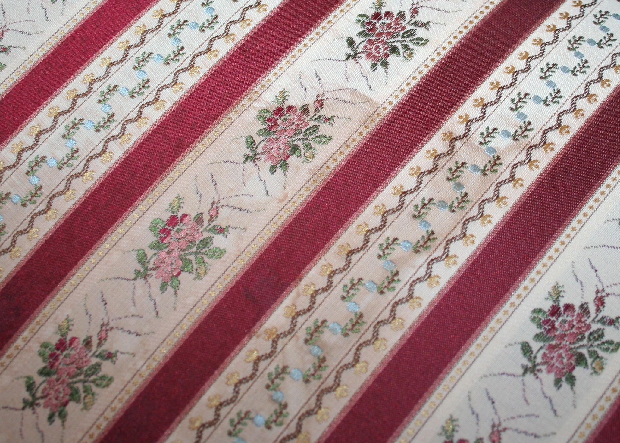 Antique Eastlake Settee